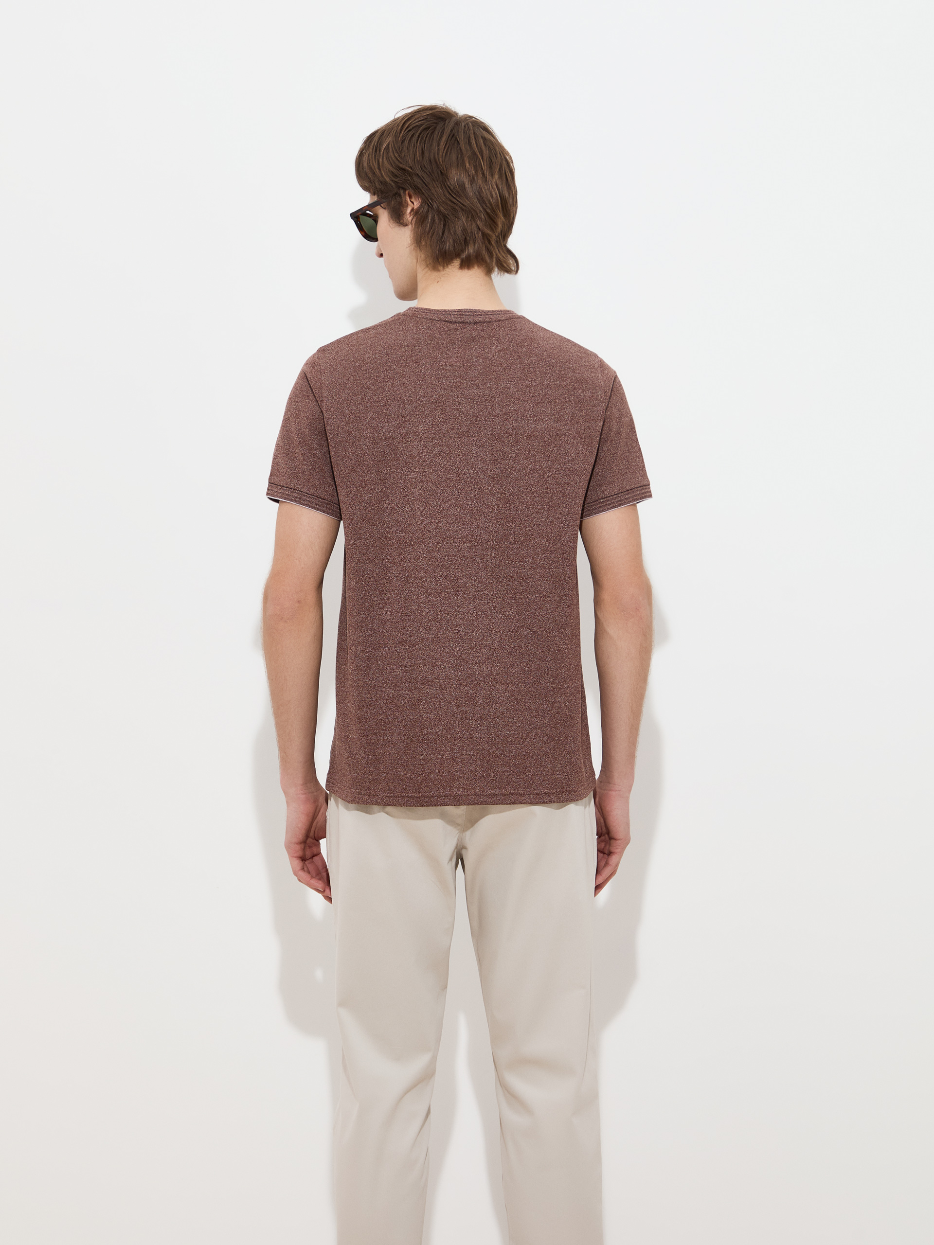 Short-sleeved T-shirt