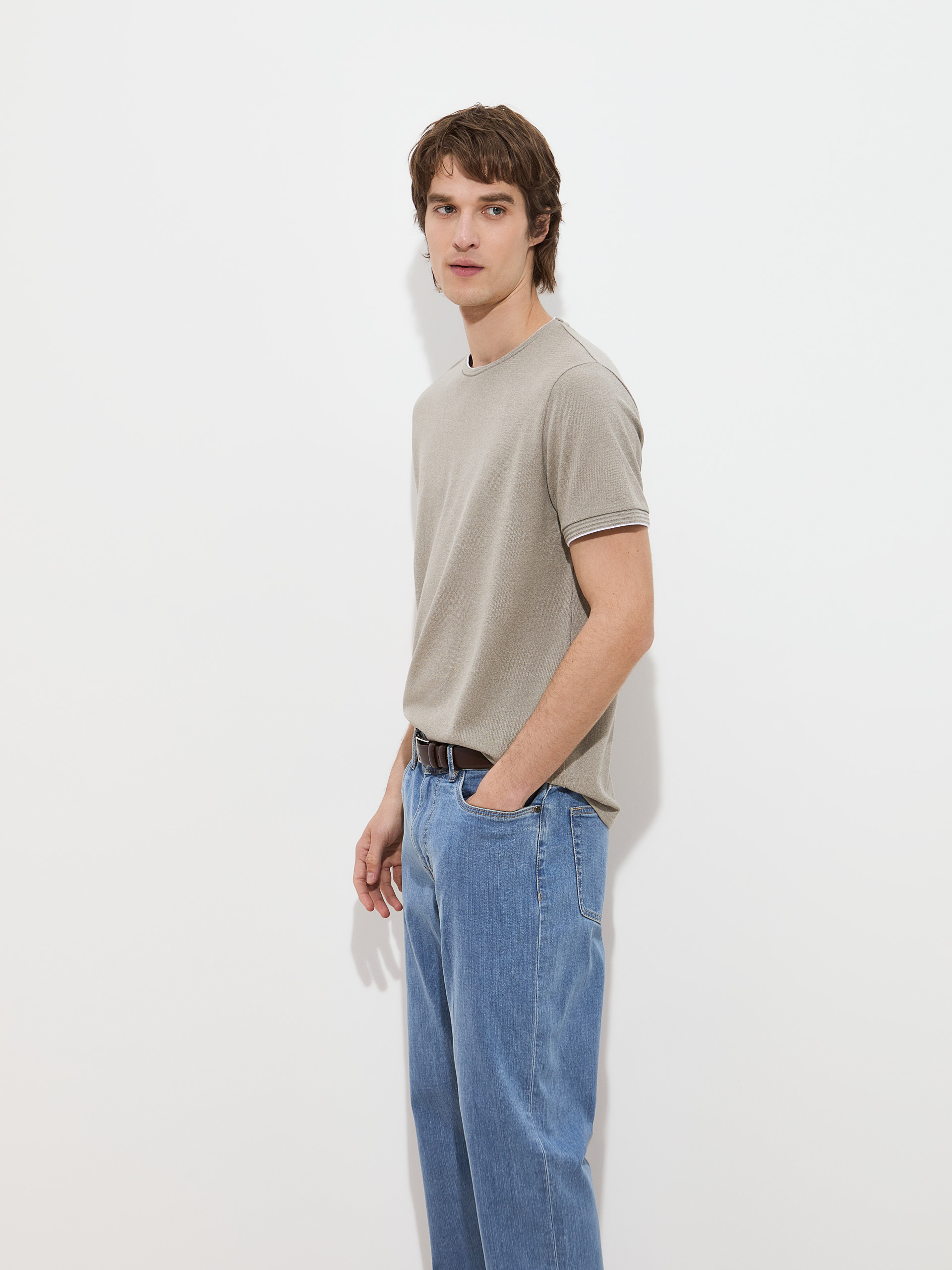 Short-sleeved T-shirt