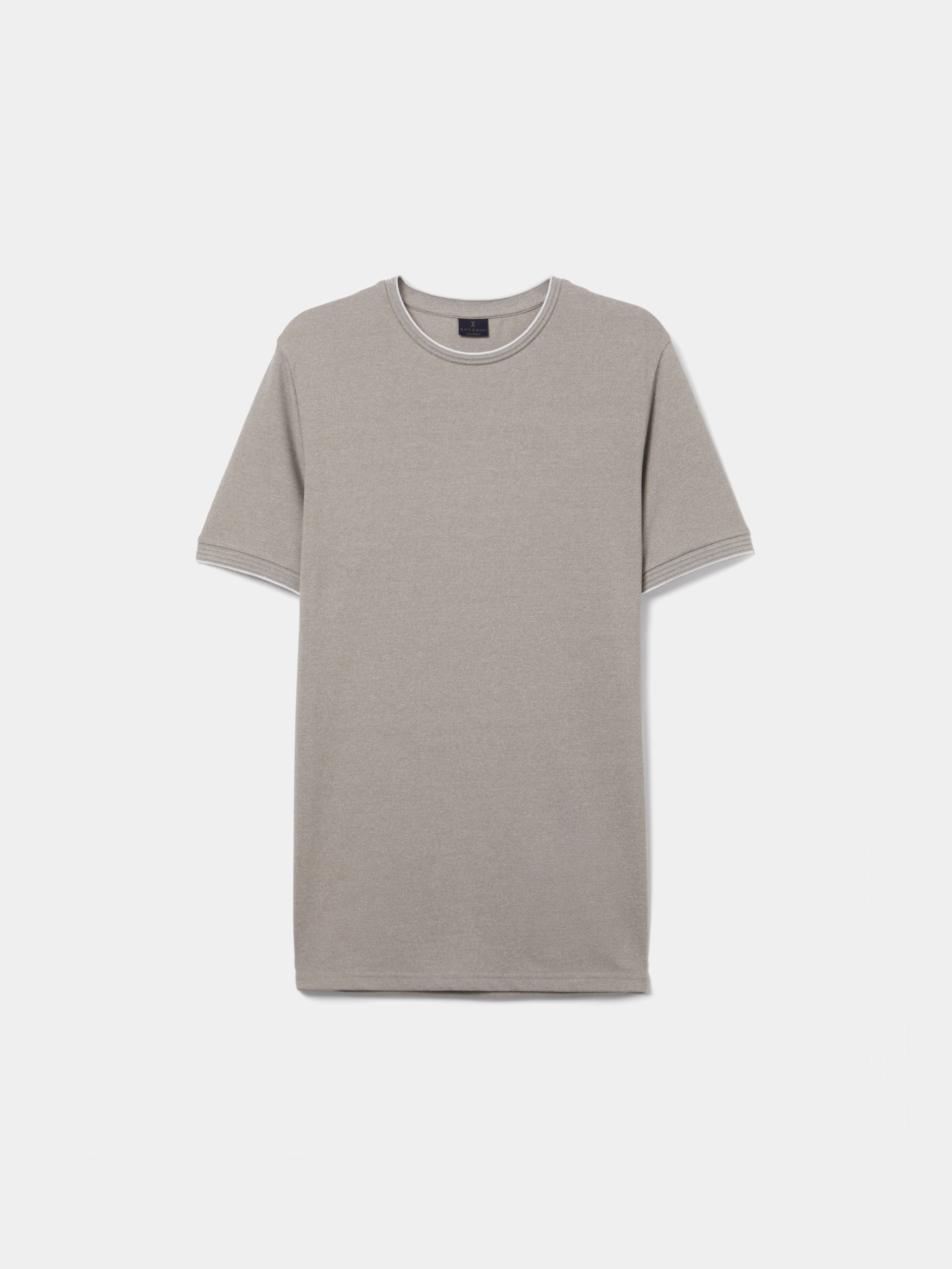 Short-sleeved T-shirt