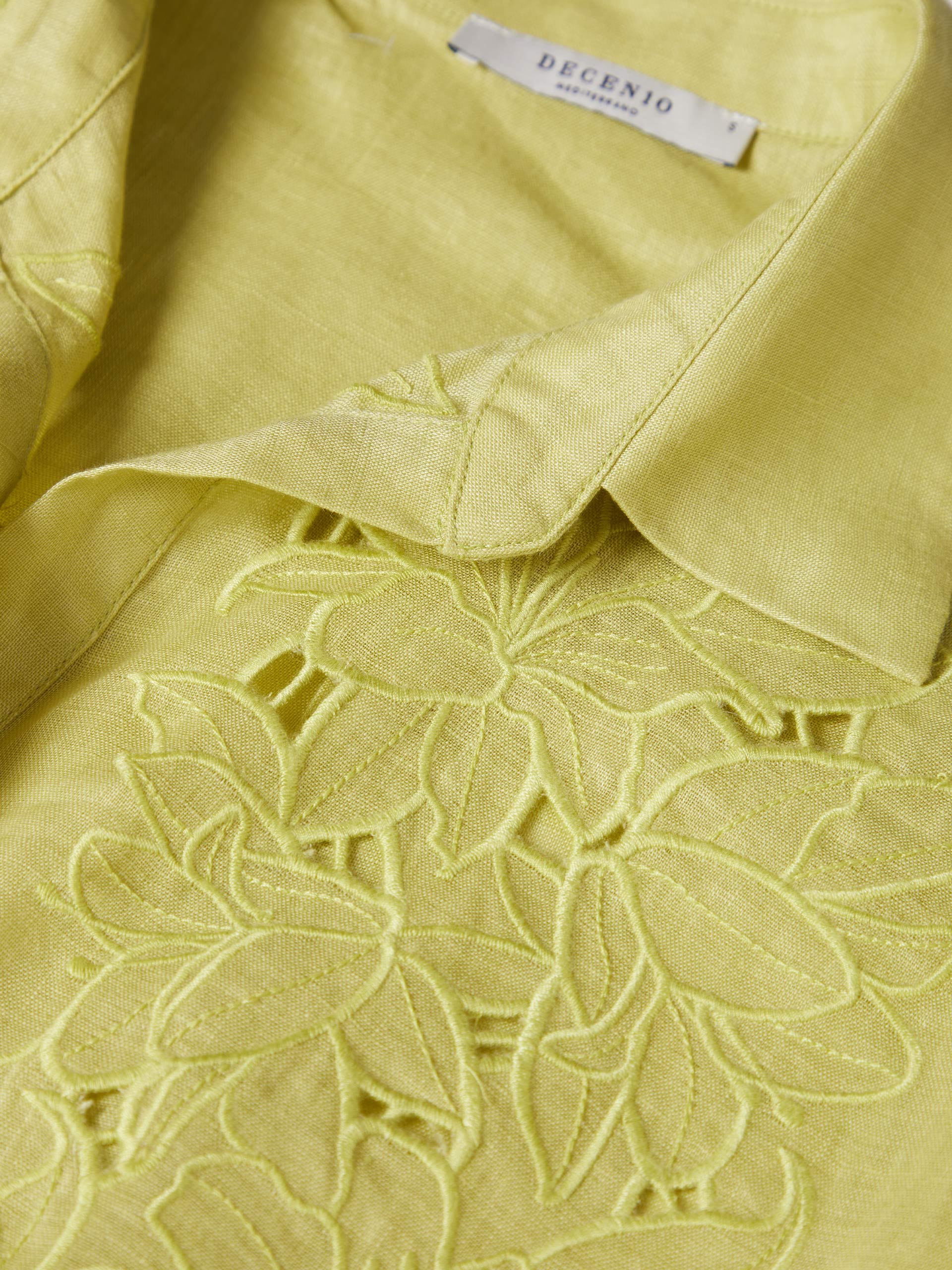 Camisa comprida com bordados
