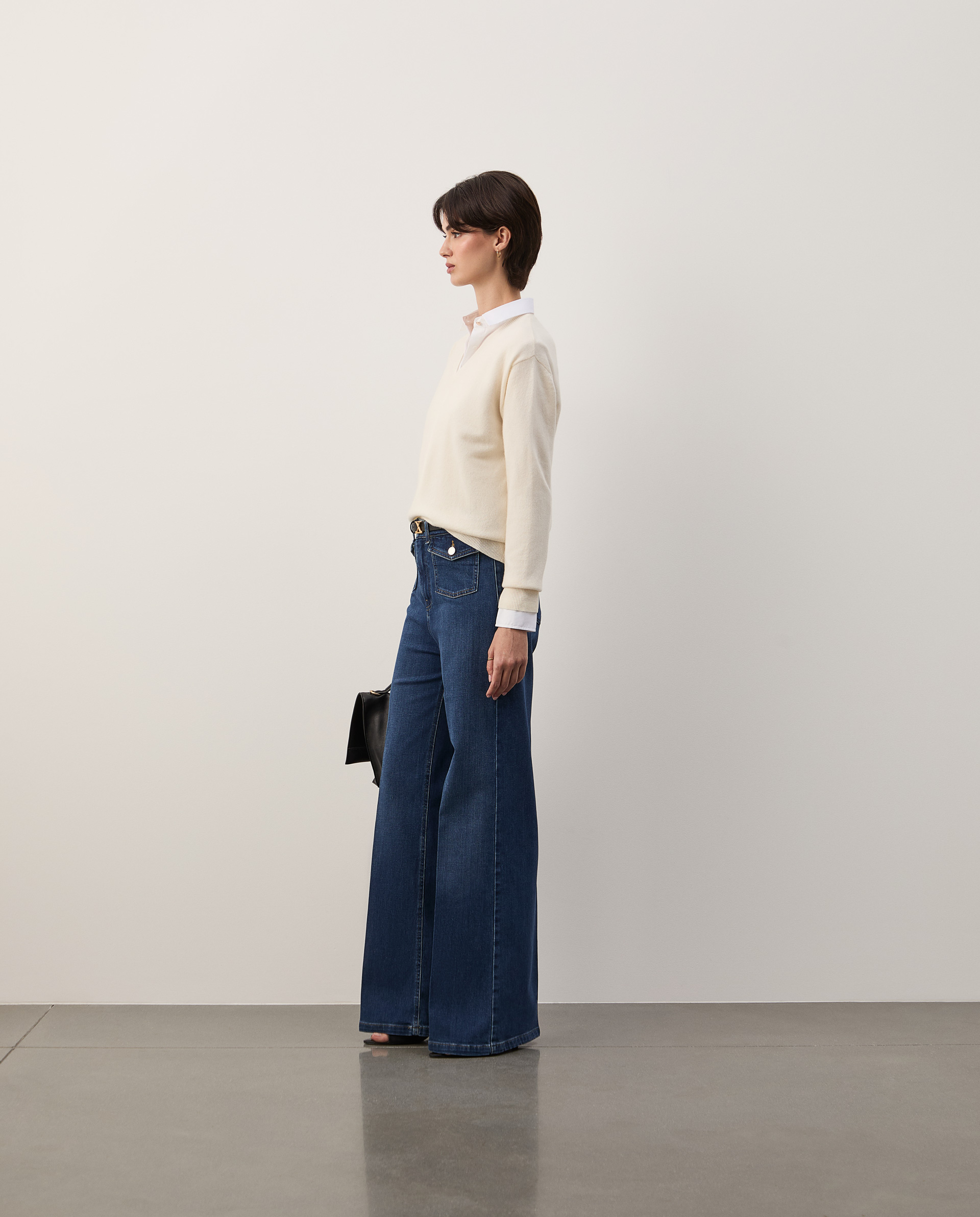 Straight-leg jeans