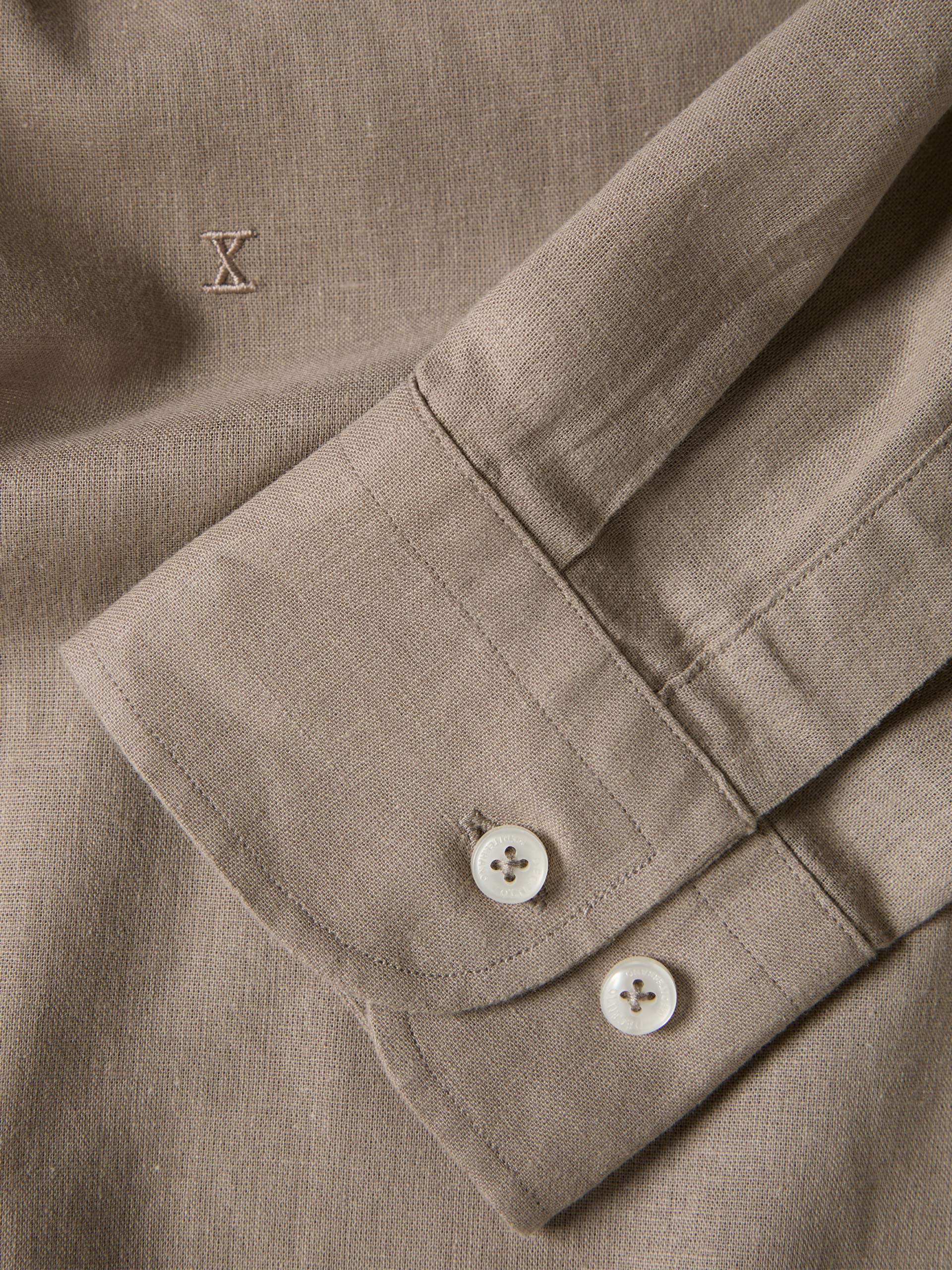 Regular fit shirt in linen and cotton