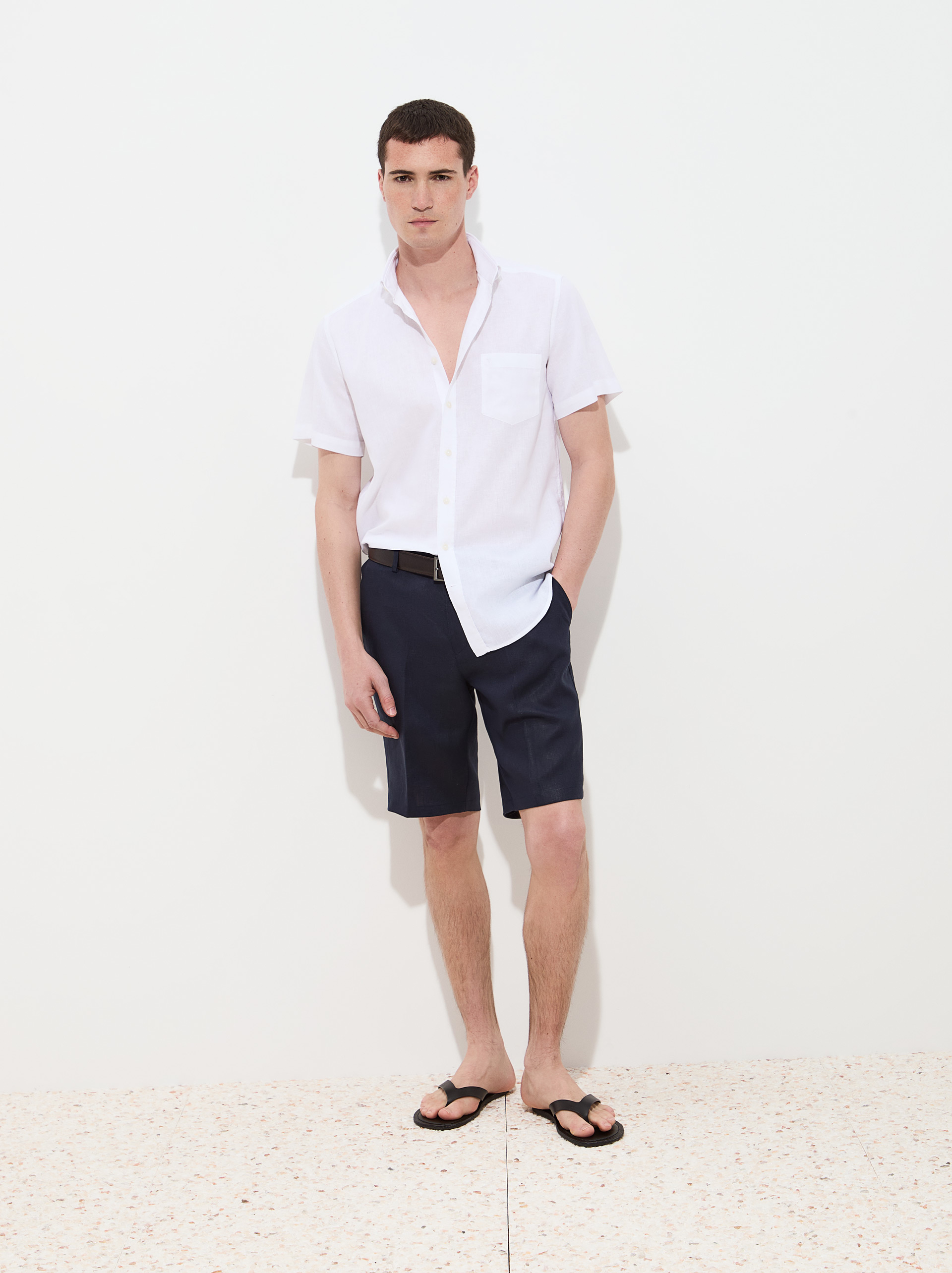Short-sleeved shirt in linen and cotton