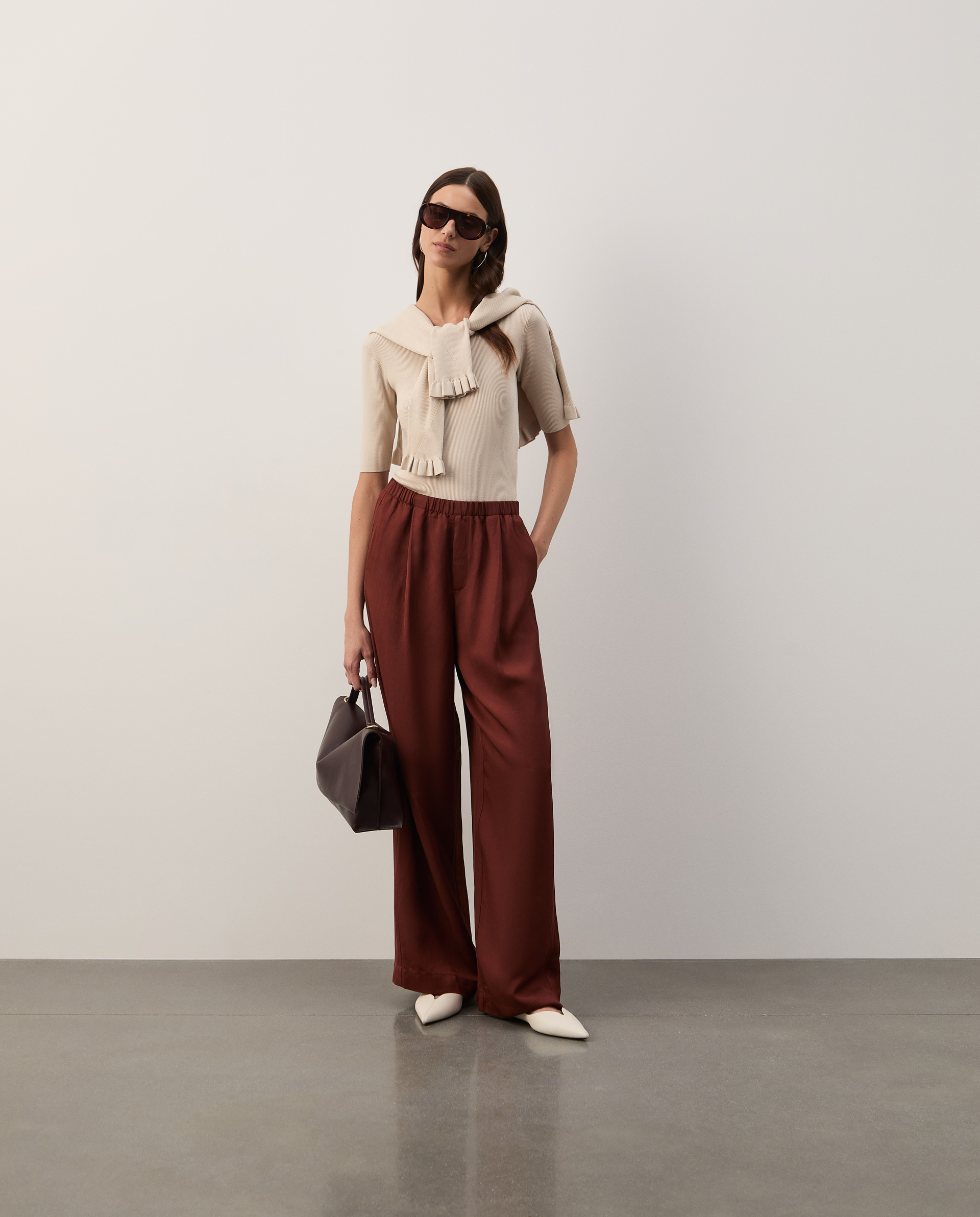 Pantalones rectos de lino