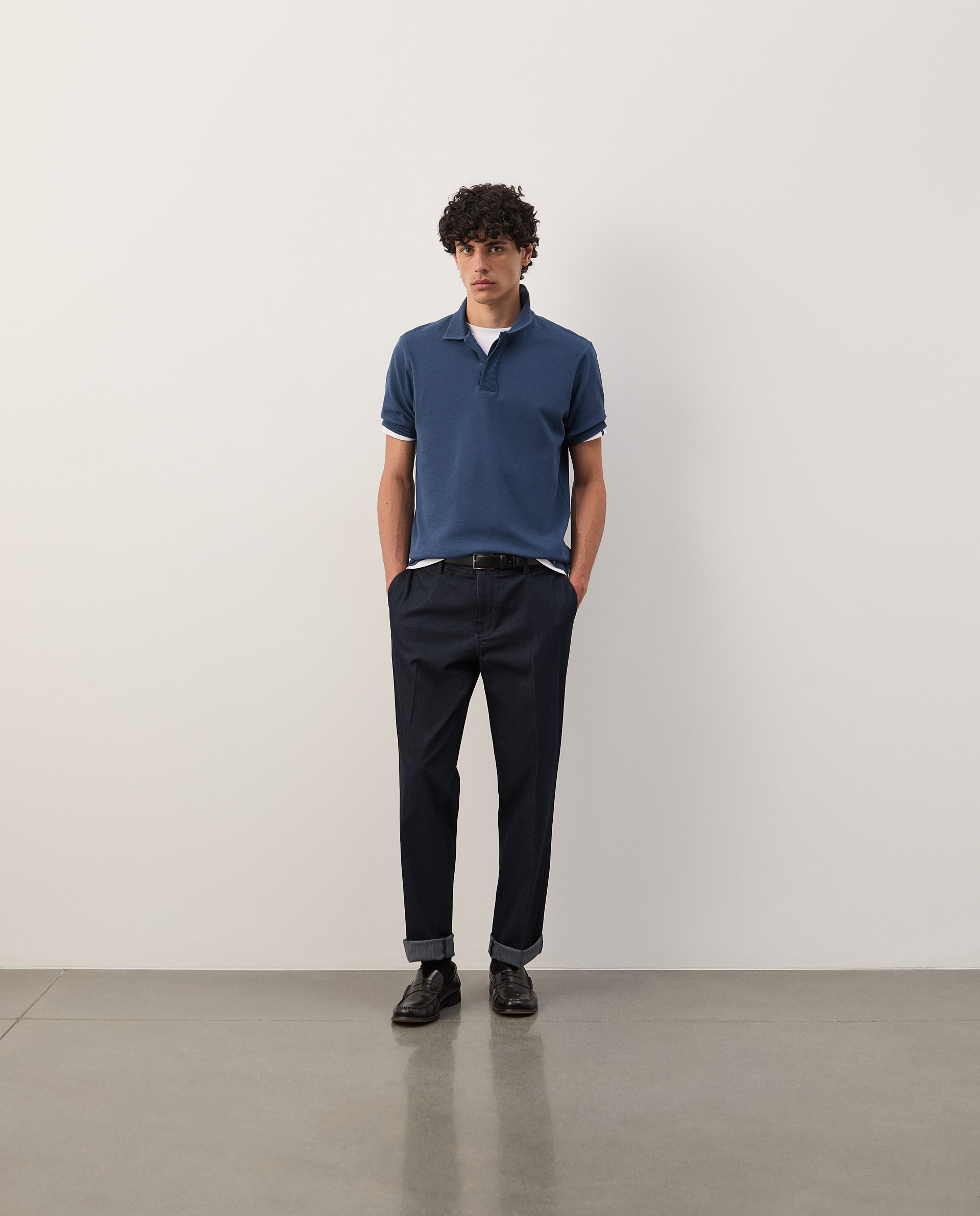 Short-sleeved polo shirt