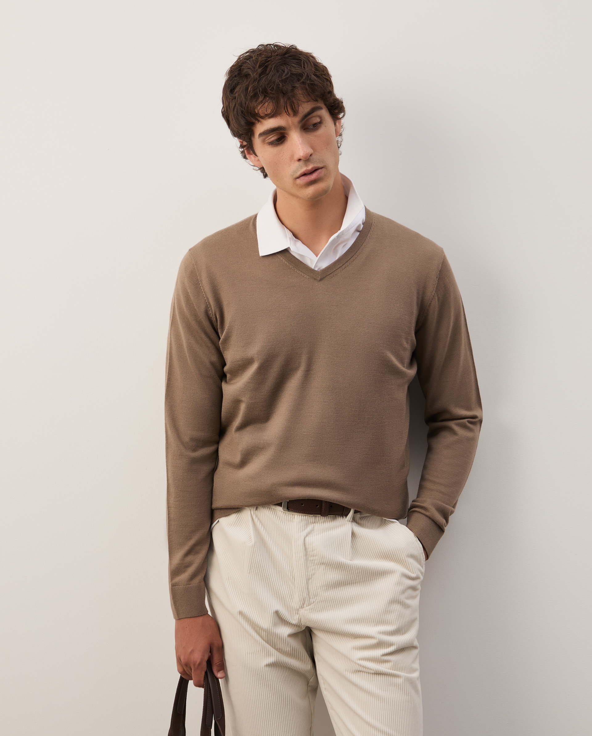 Wool pullover with V-neck