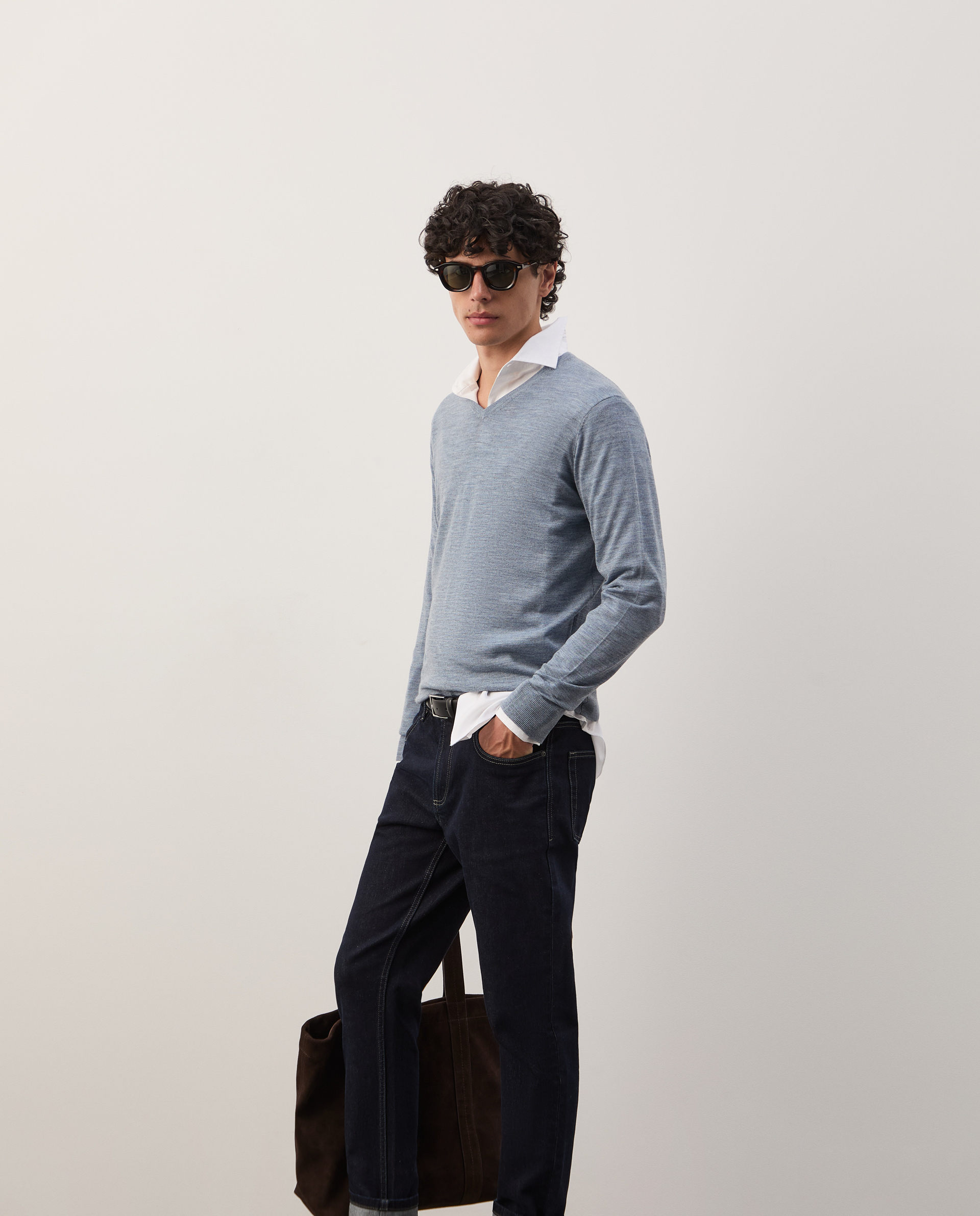 Wool pullover with V-neck