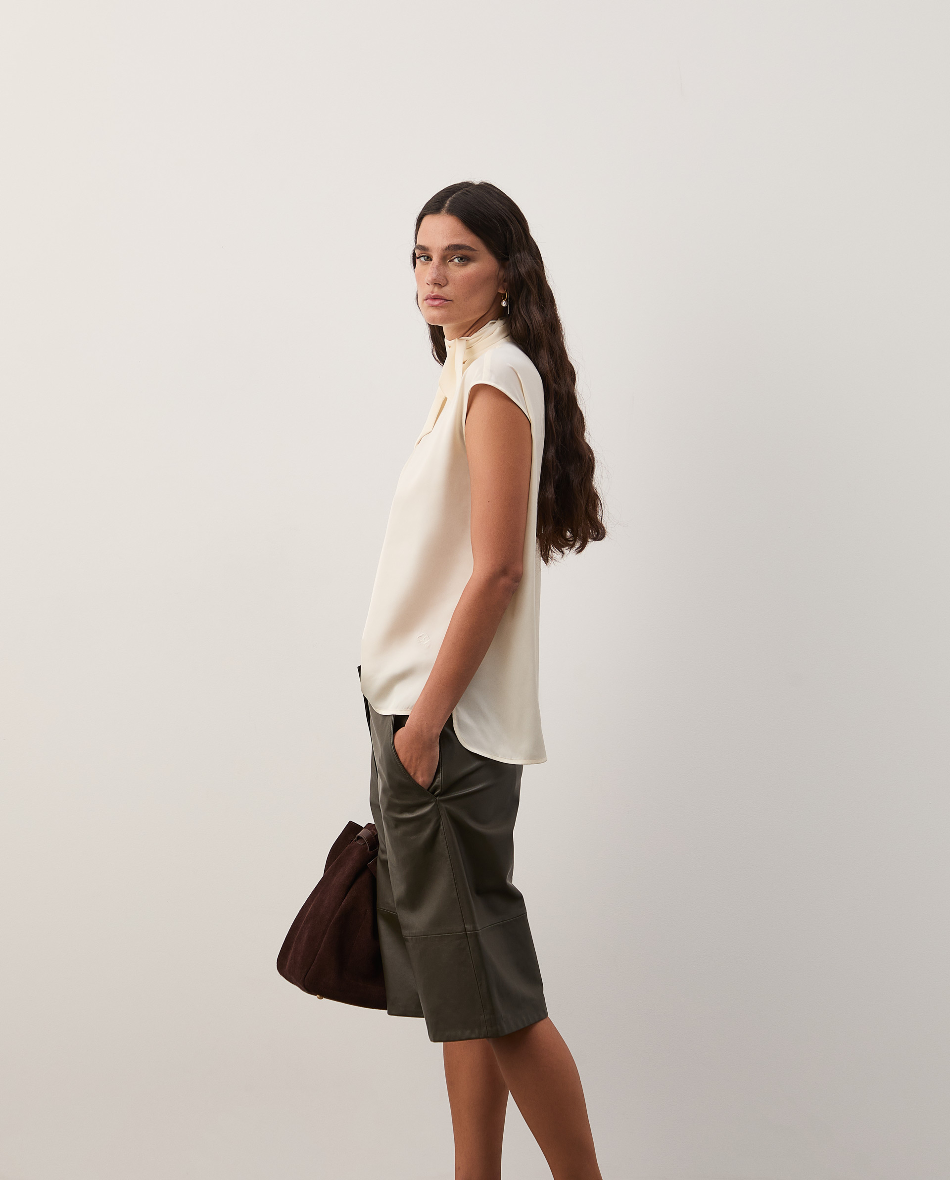 Blusa holgada con lazo