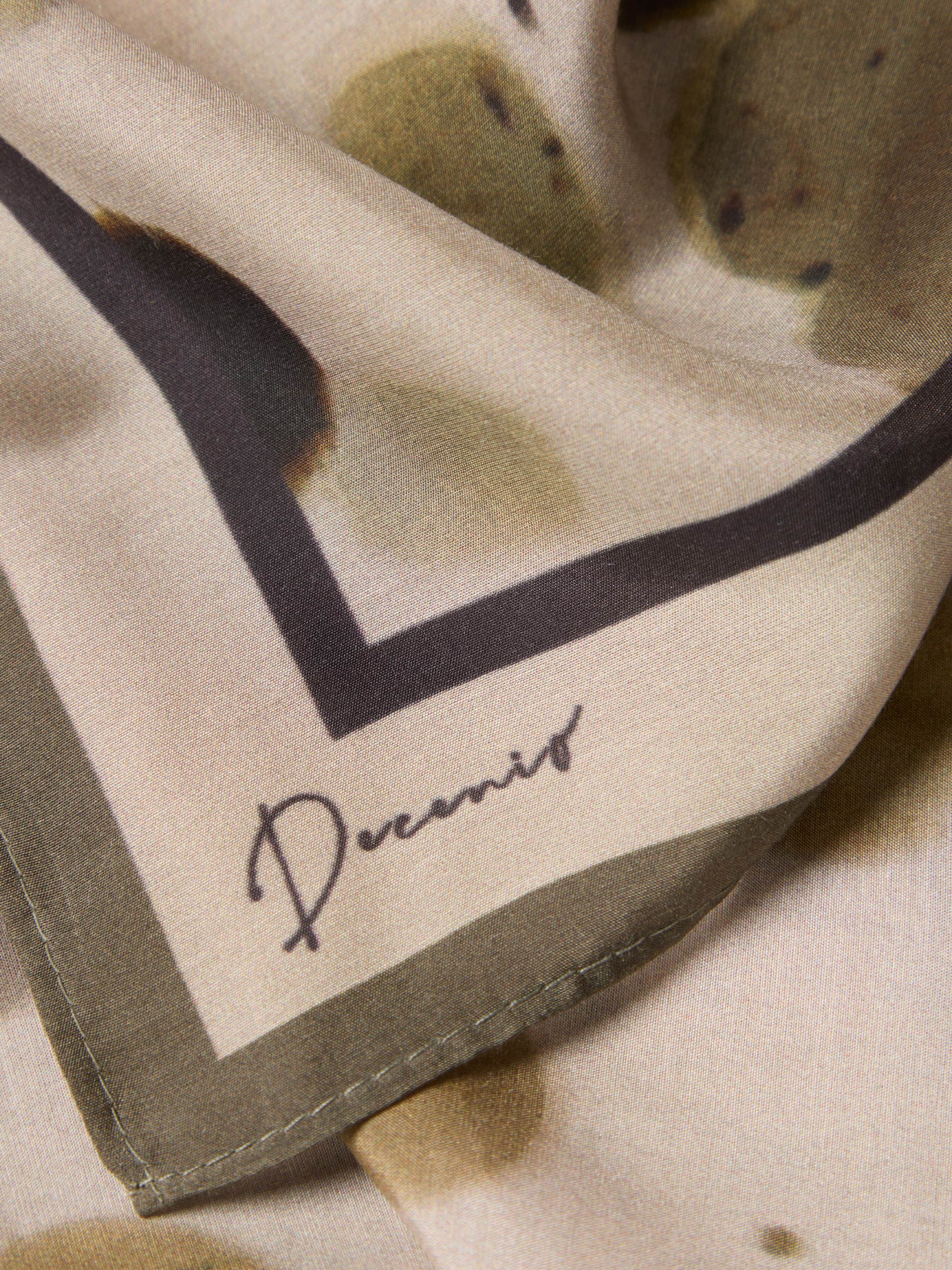 Lenço estampado