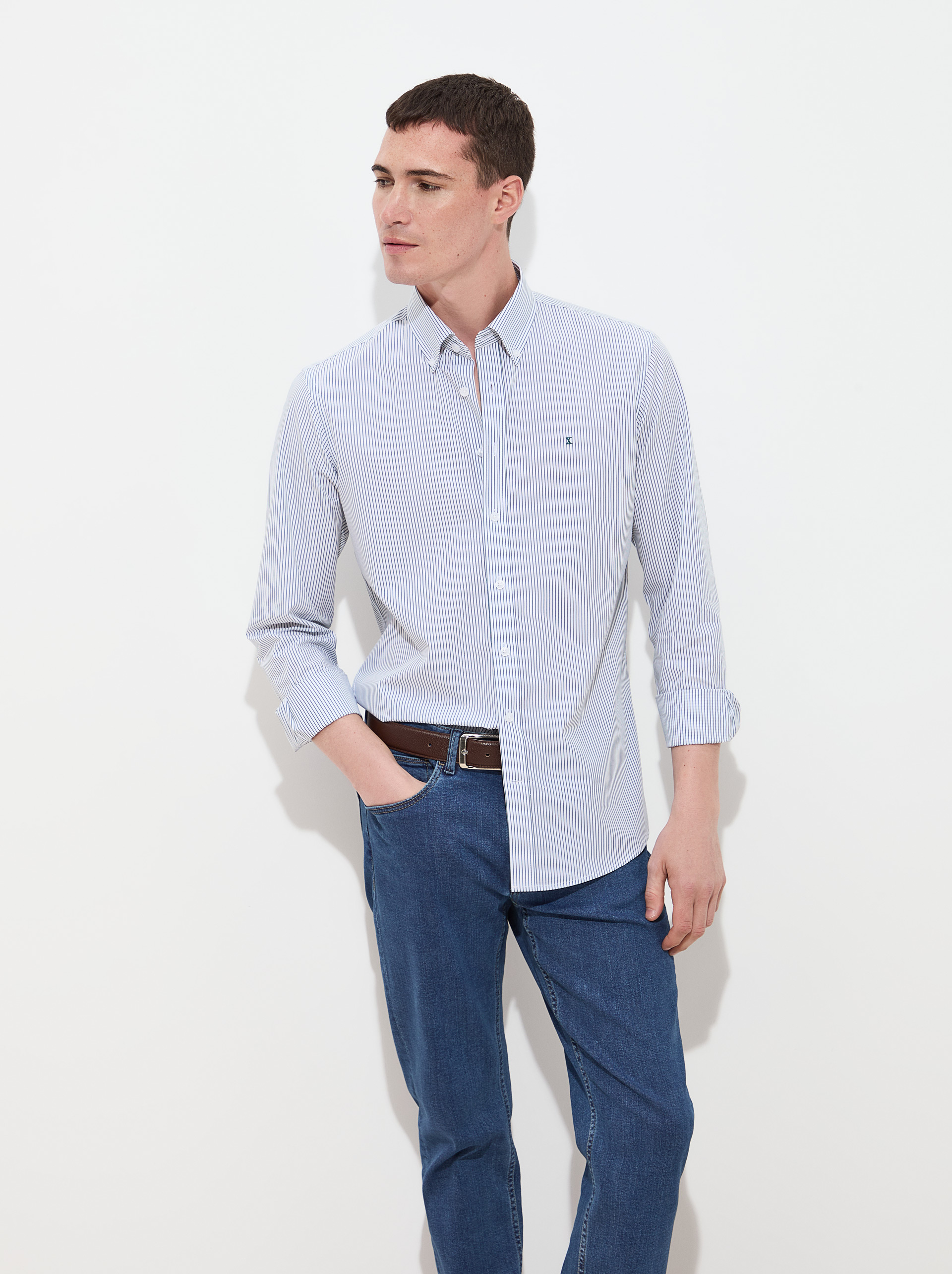 Camisa de rayas ajustada