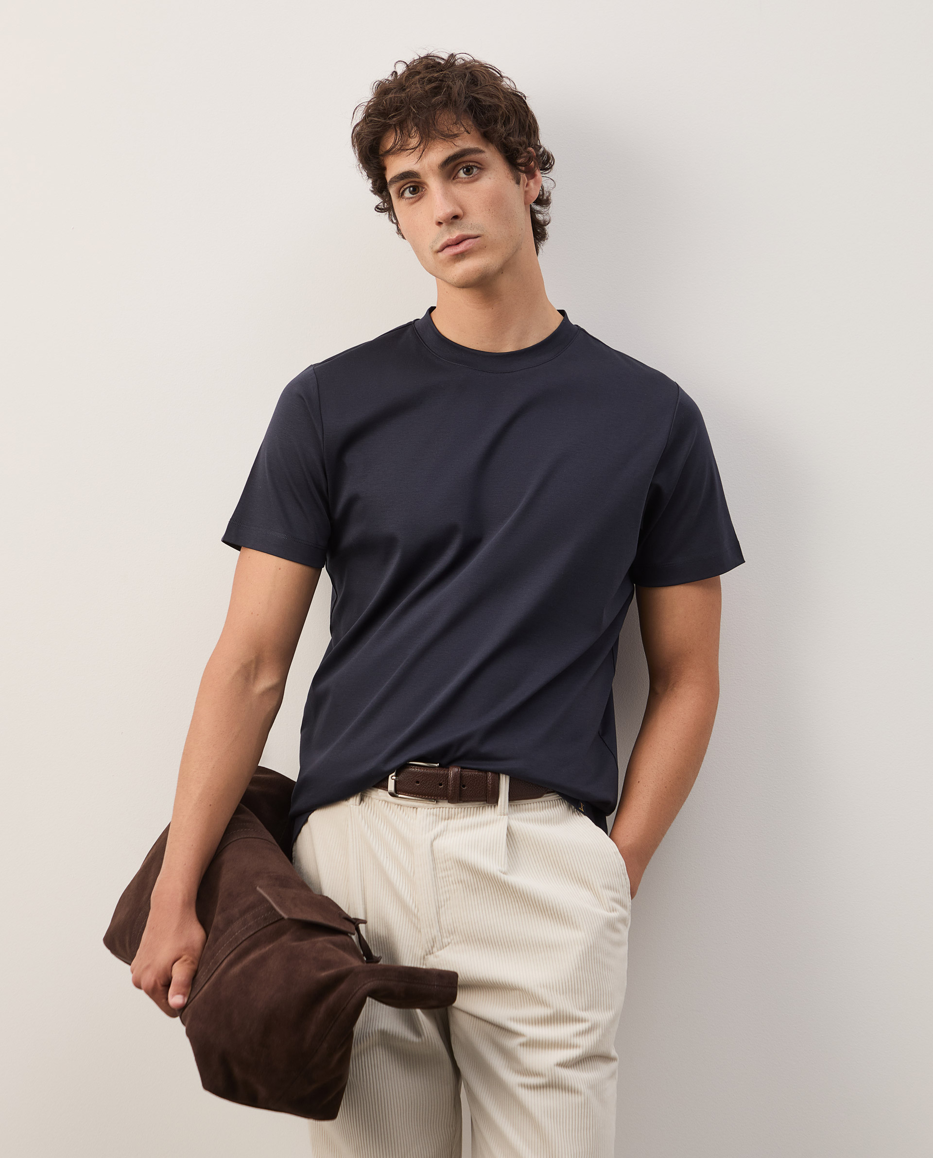 Basic T-shirt made with silk and cotton