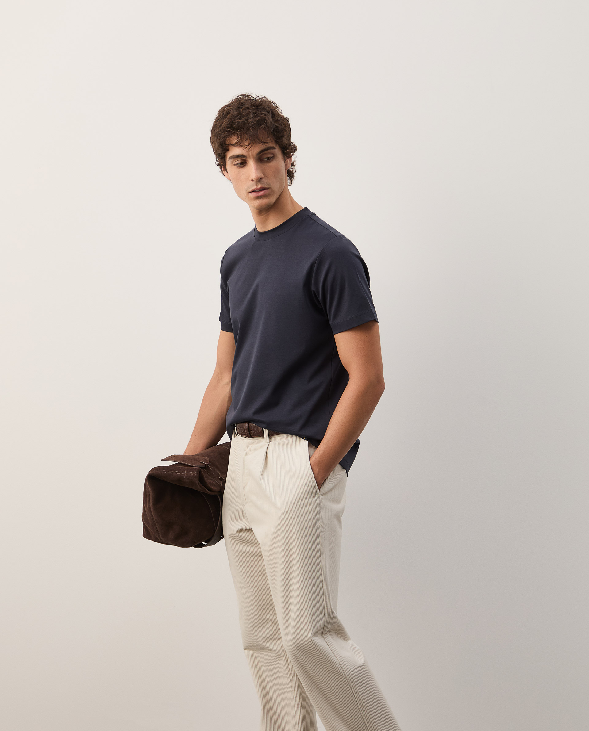 Basic T-shirt made with silk and cotton