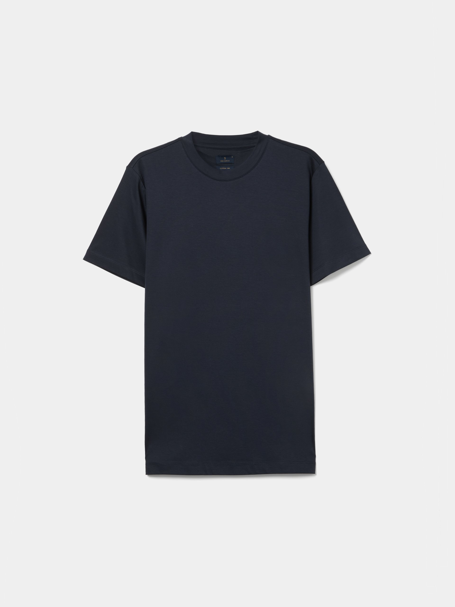 Basic T-shirt made with silk and cotton