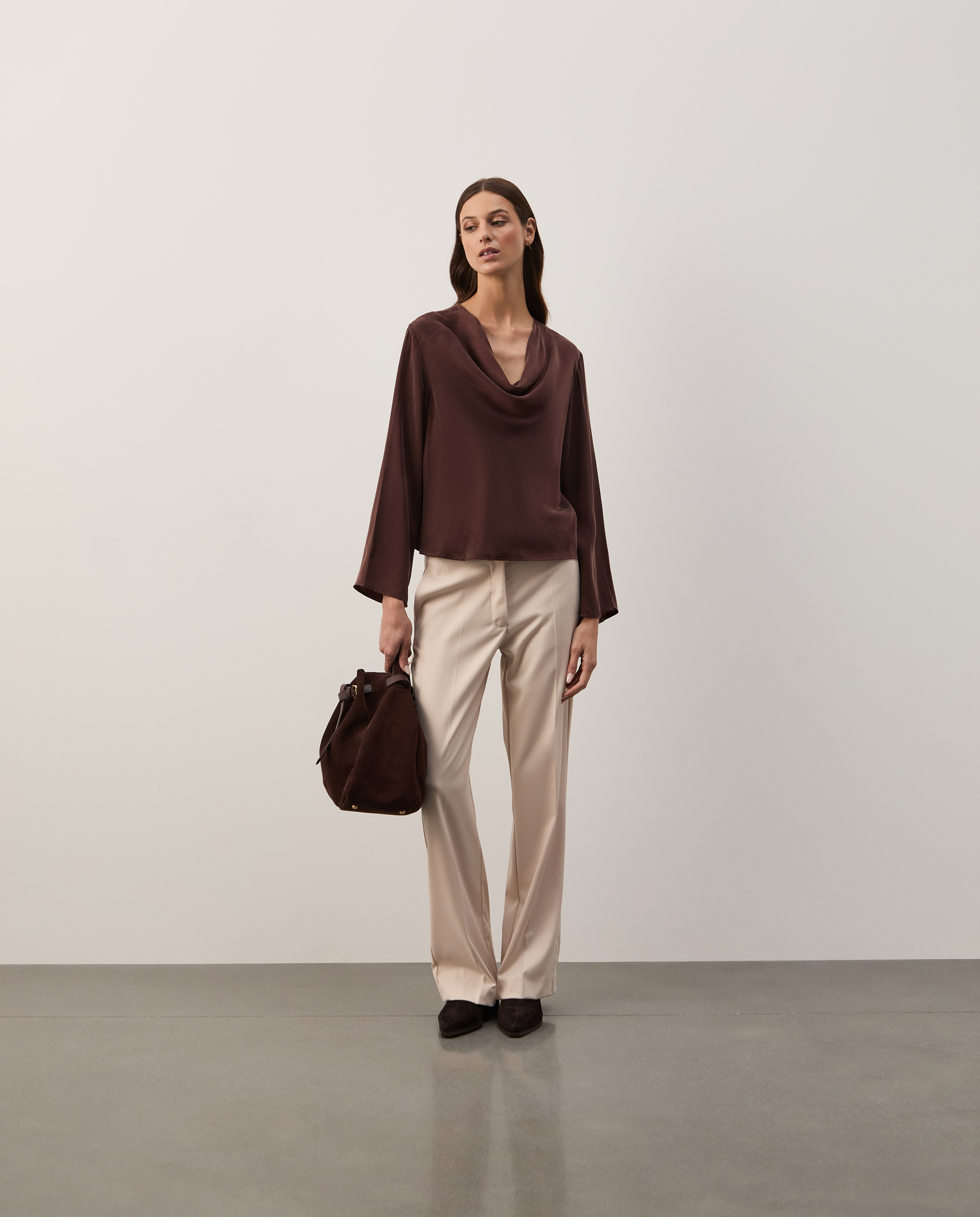 Draped blouse with cupro fabric