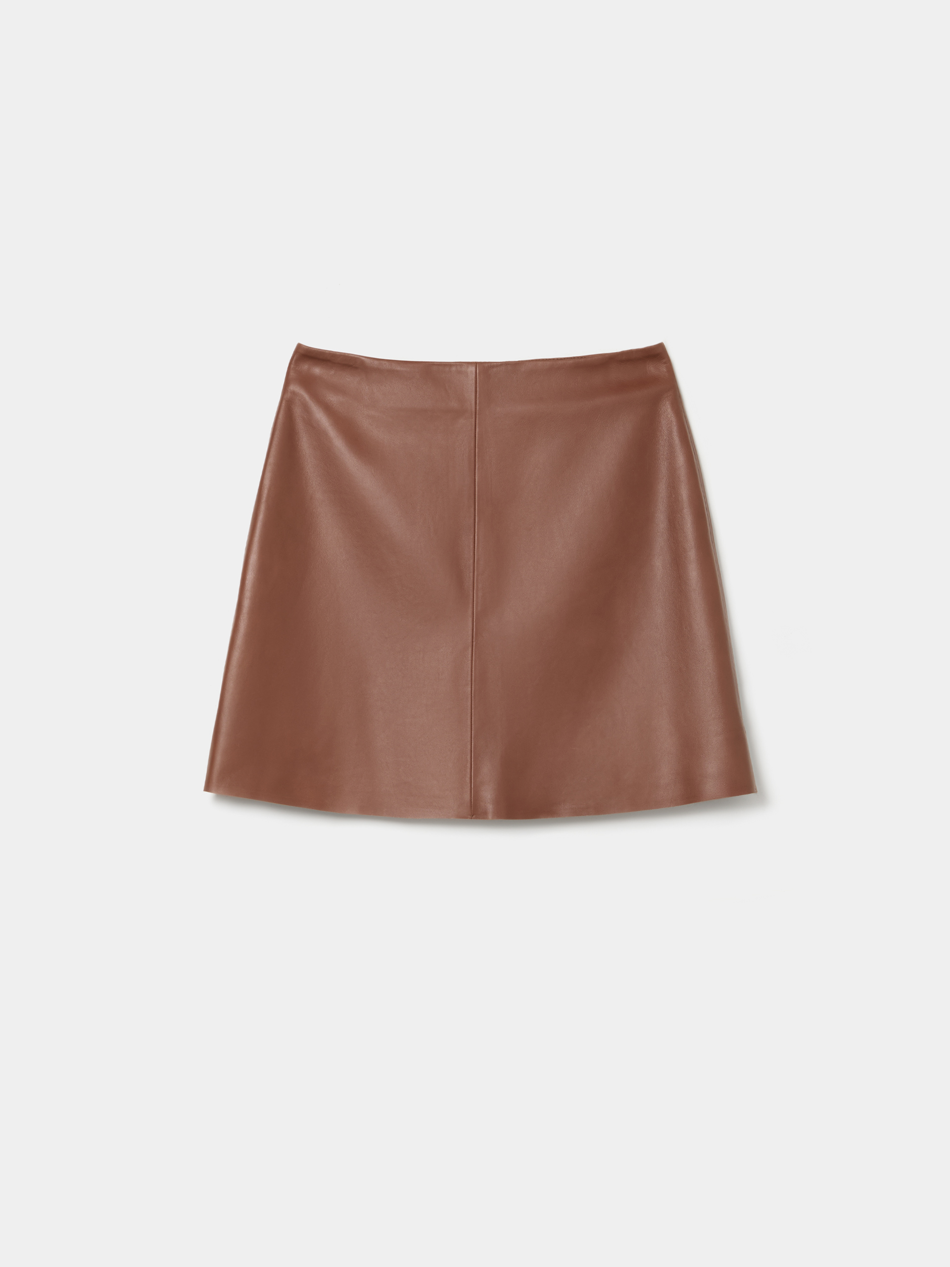Falda de cuero