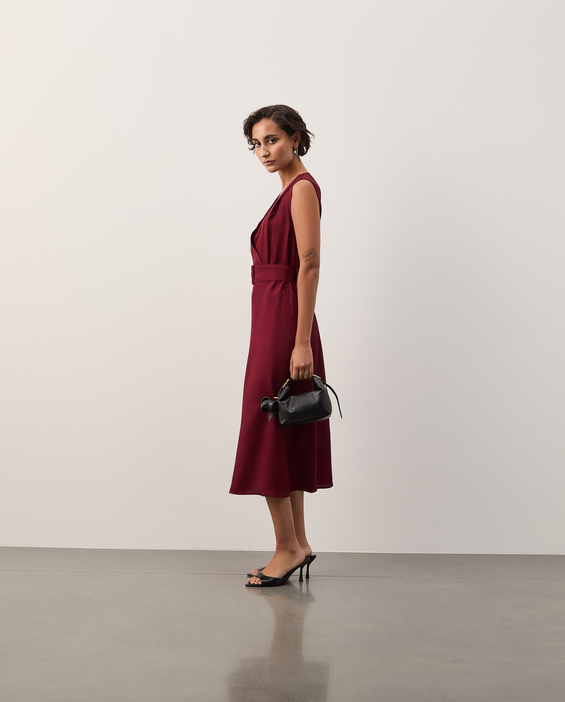 Midi dress with linen