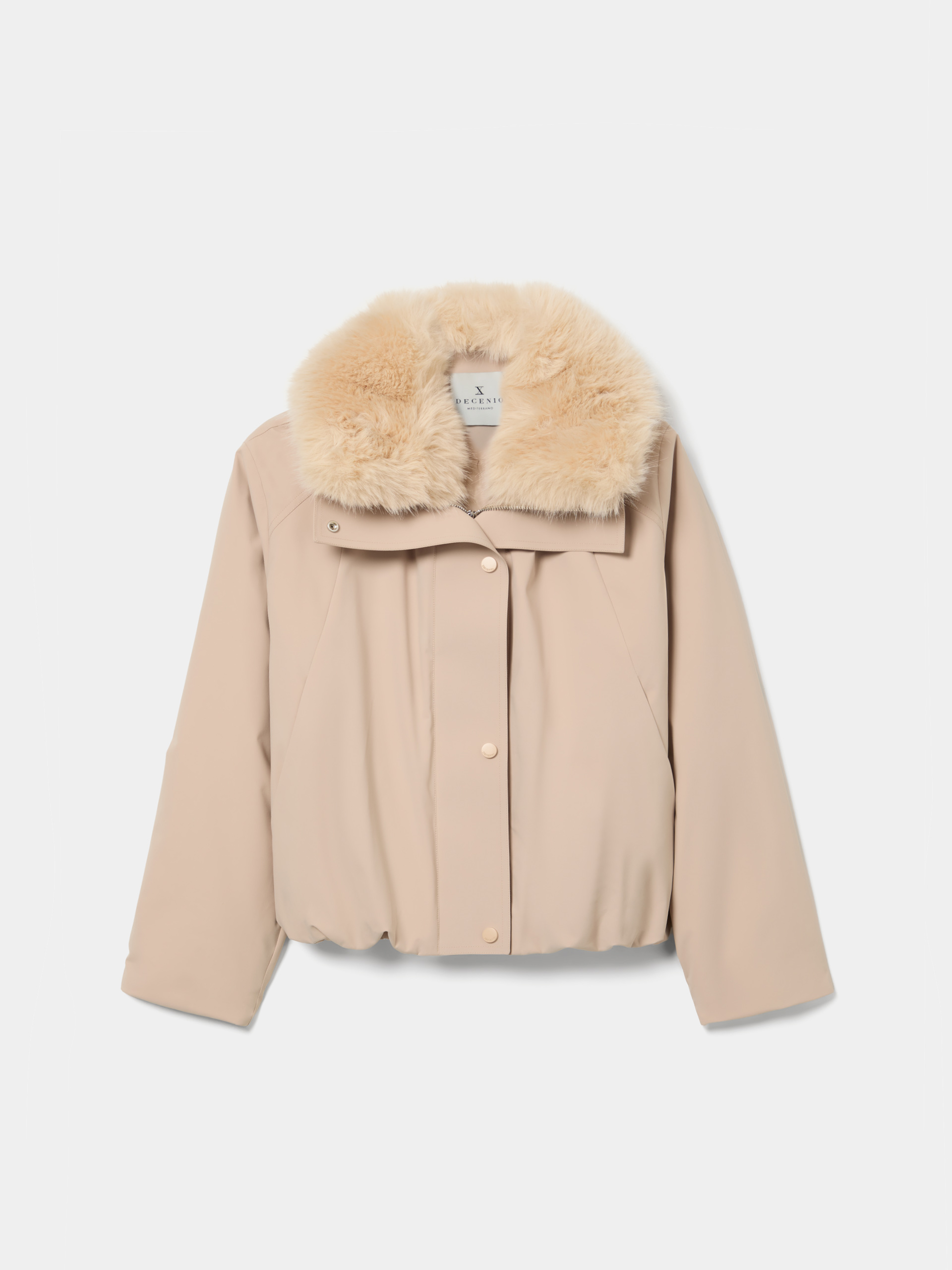 Padded jacket with removable collar