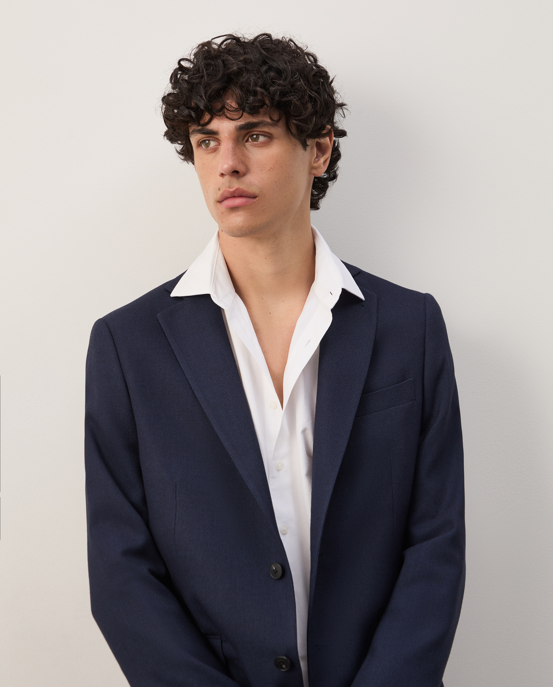 Classic slim fit blazer