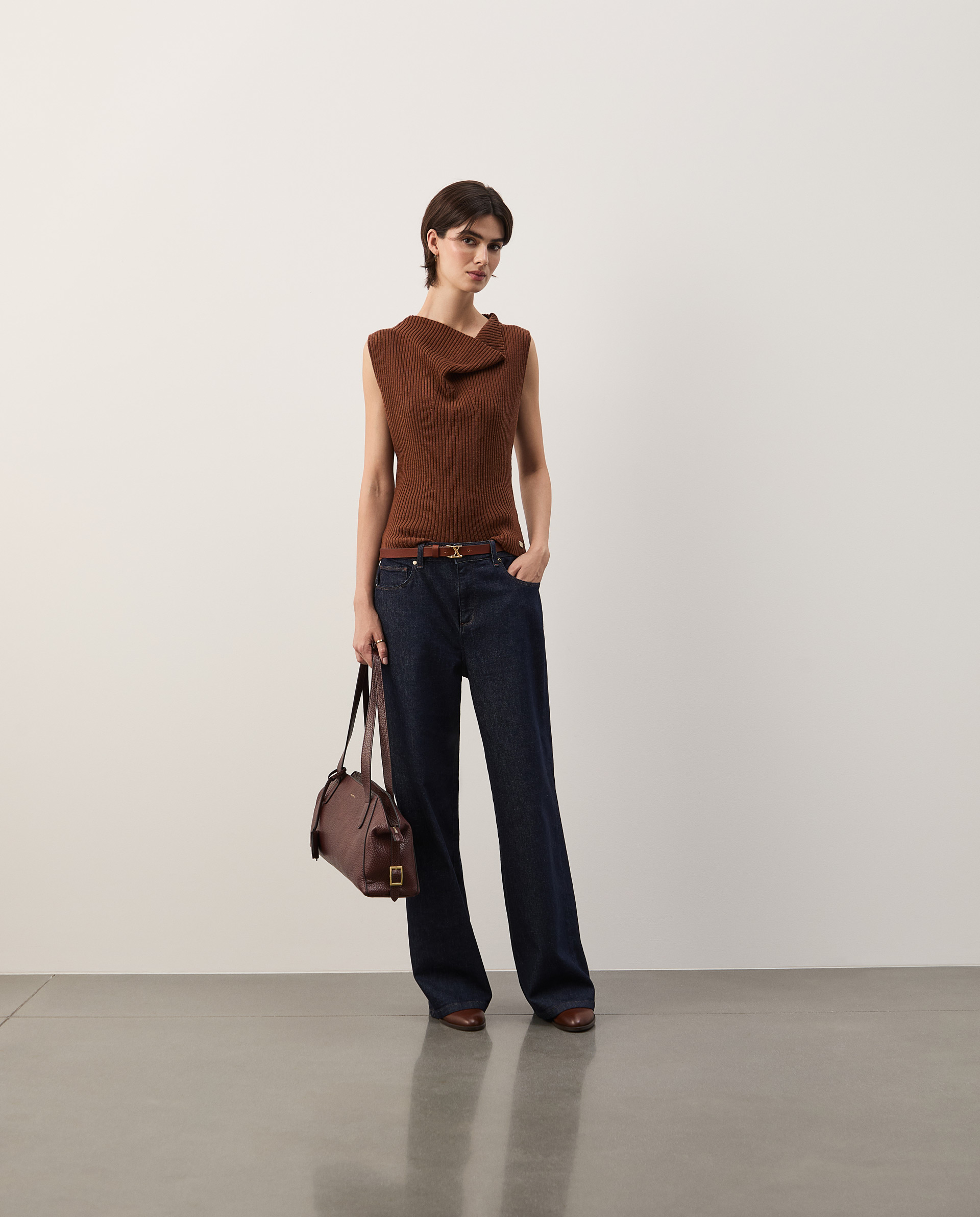 Wide leg jeans