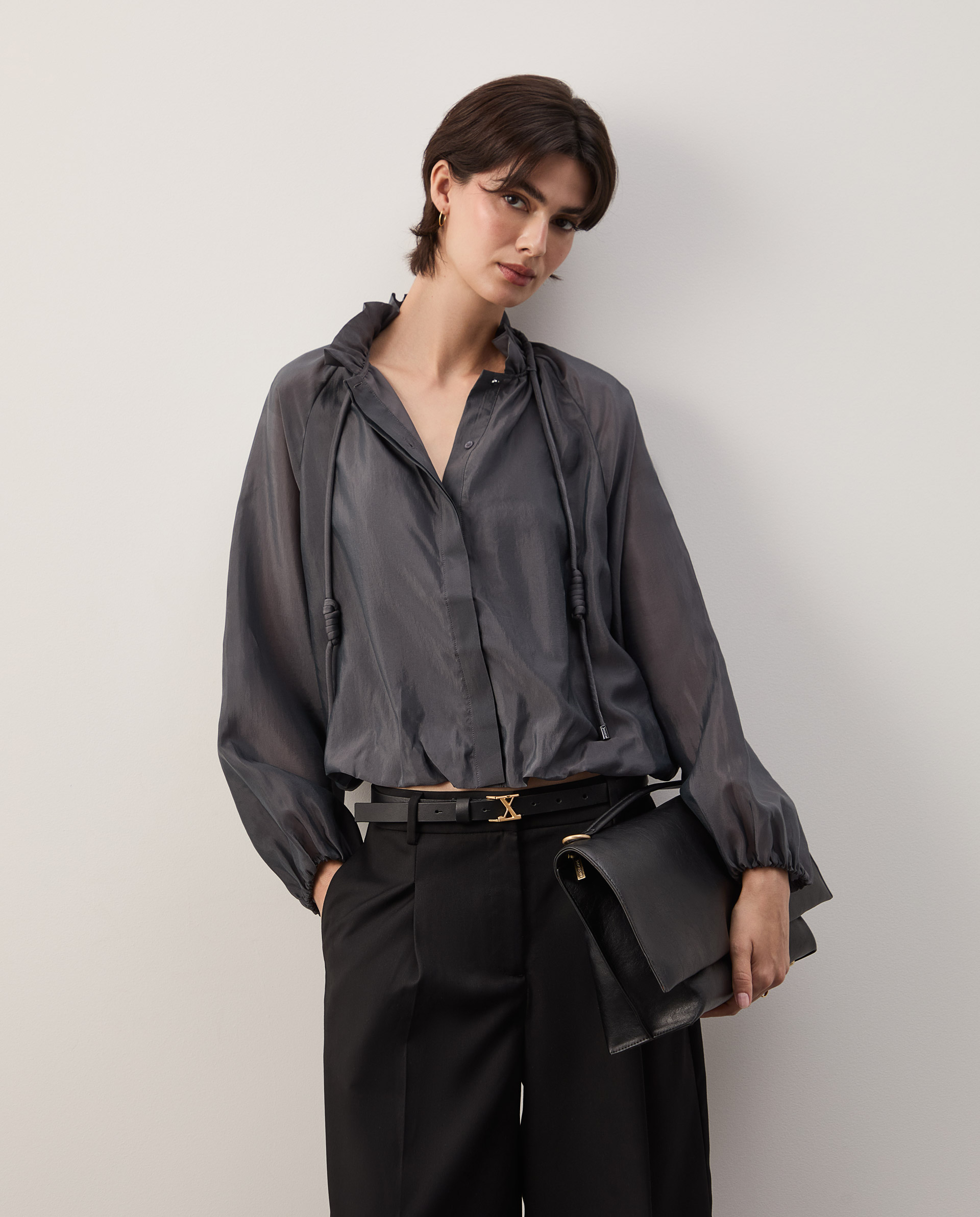 Blusa fluida com brilho