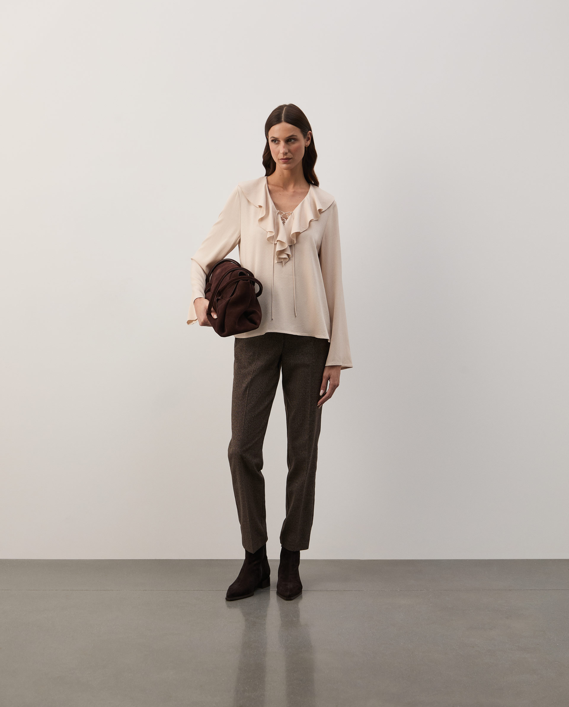 Blusa fluida com folhos