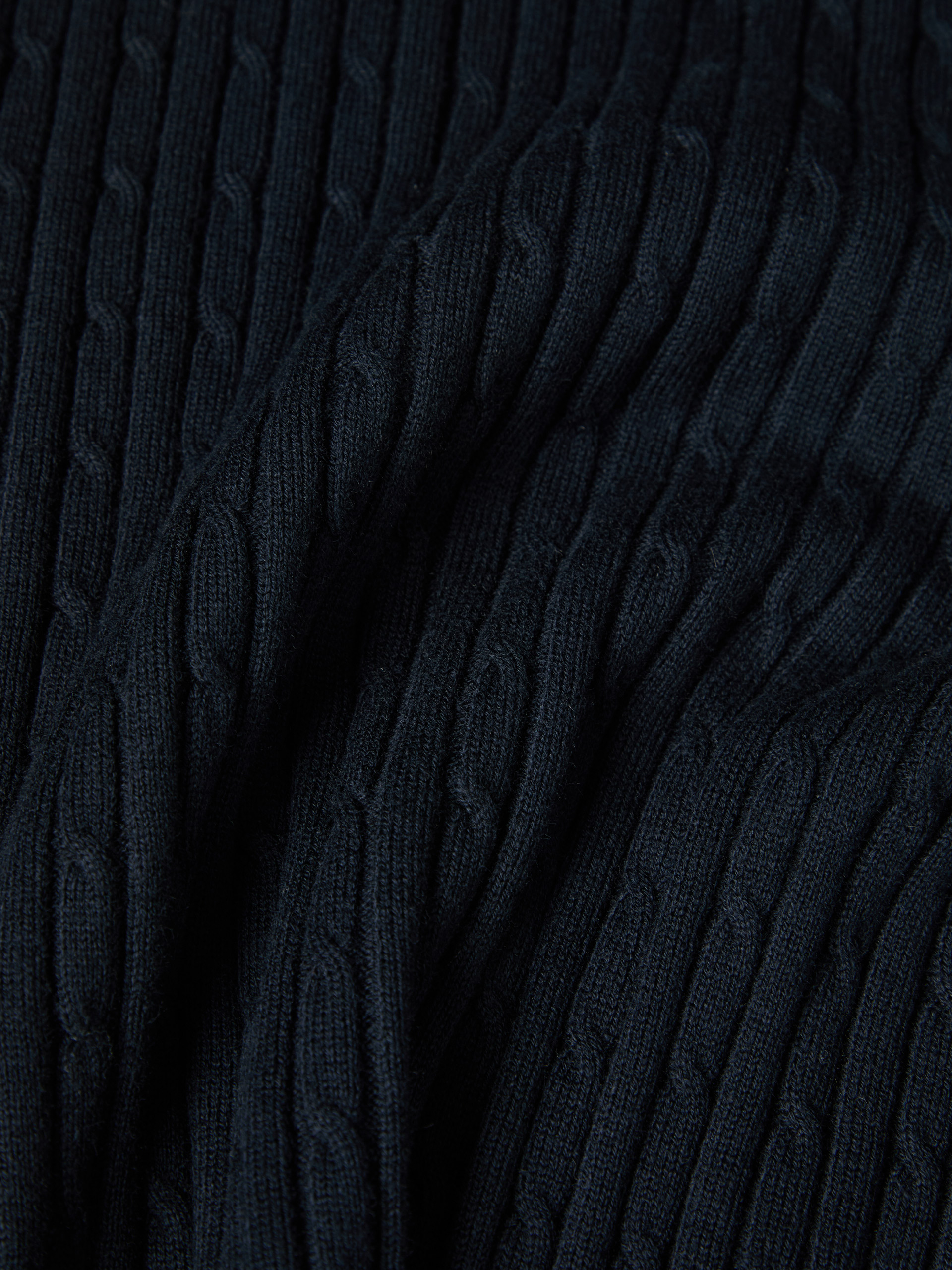 Knitted jumper