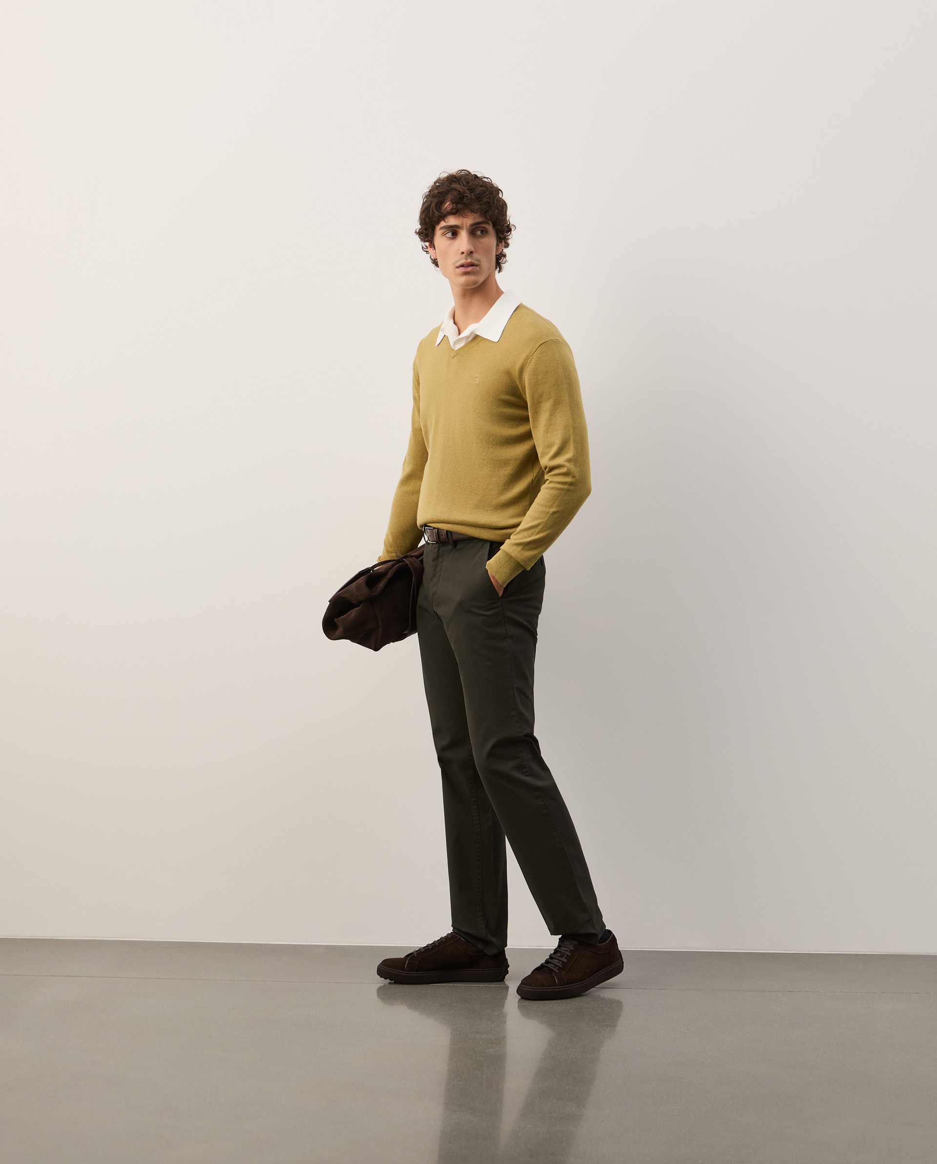 Pantalones chinos de corte regular
