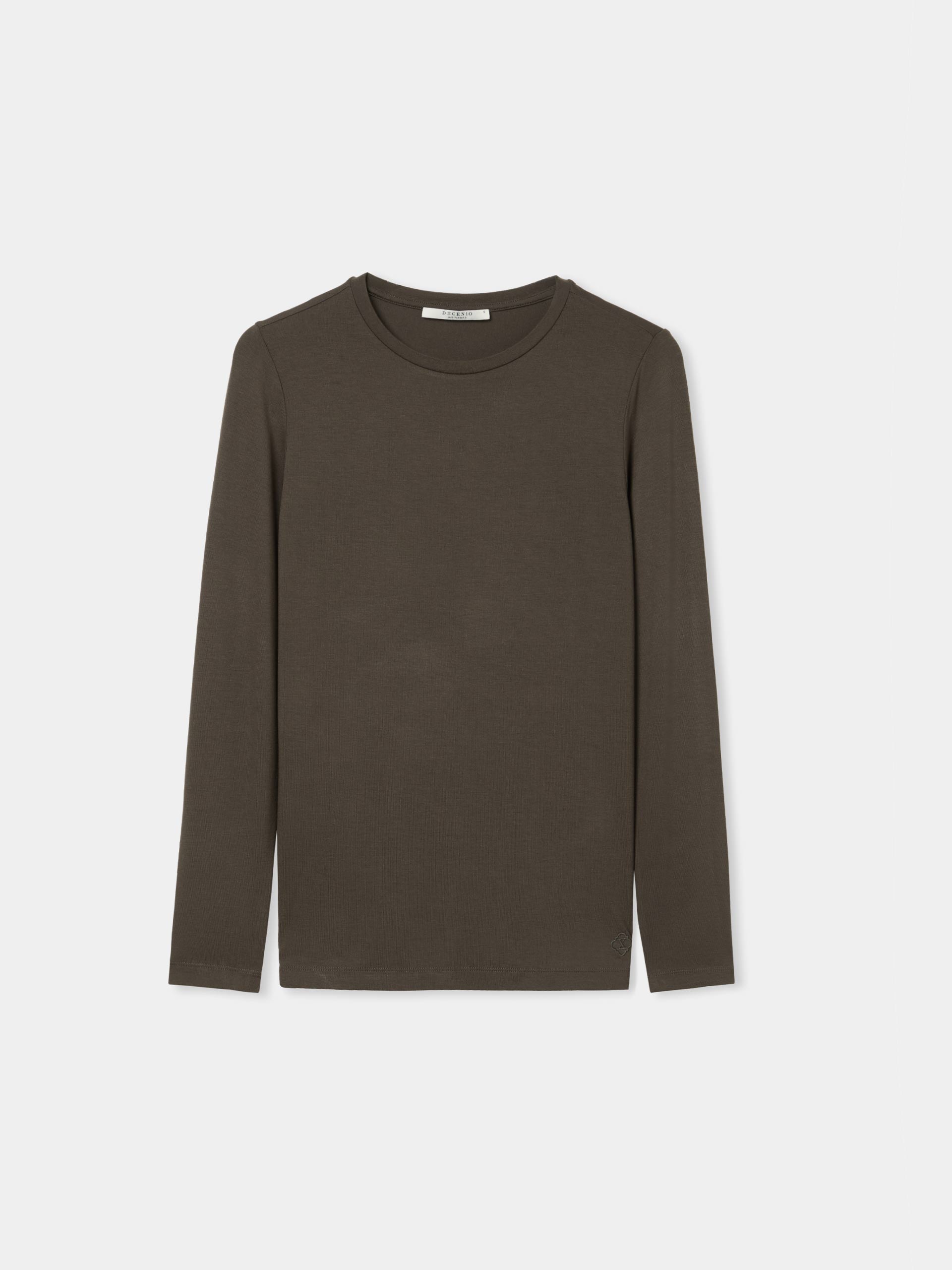 Basic knit sweater
