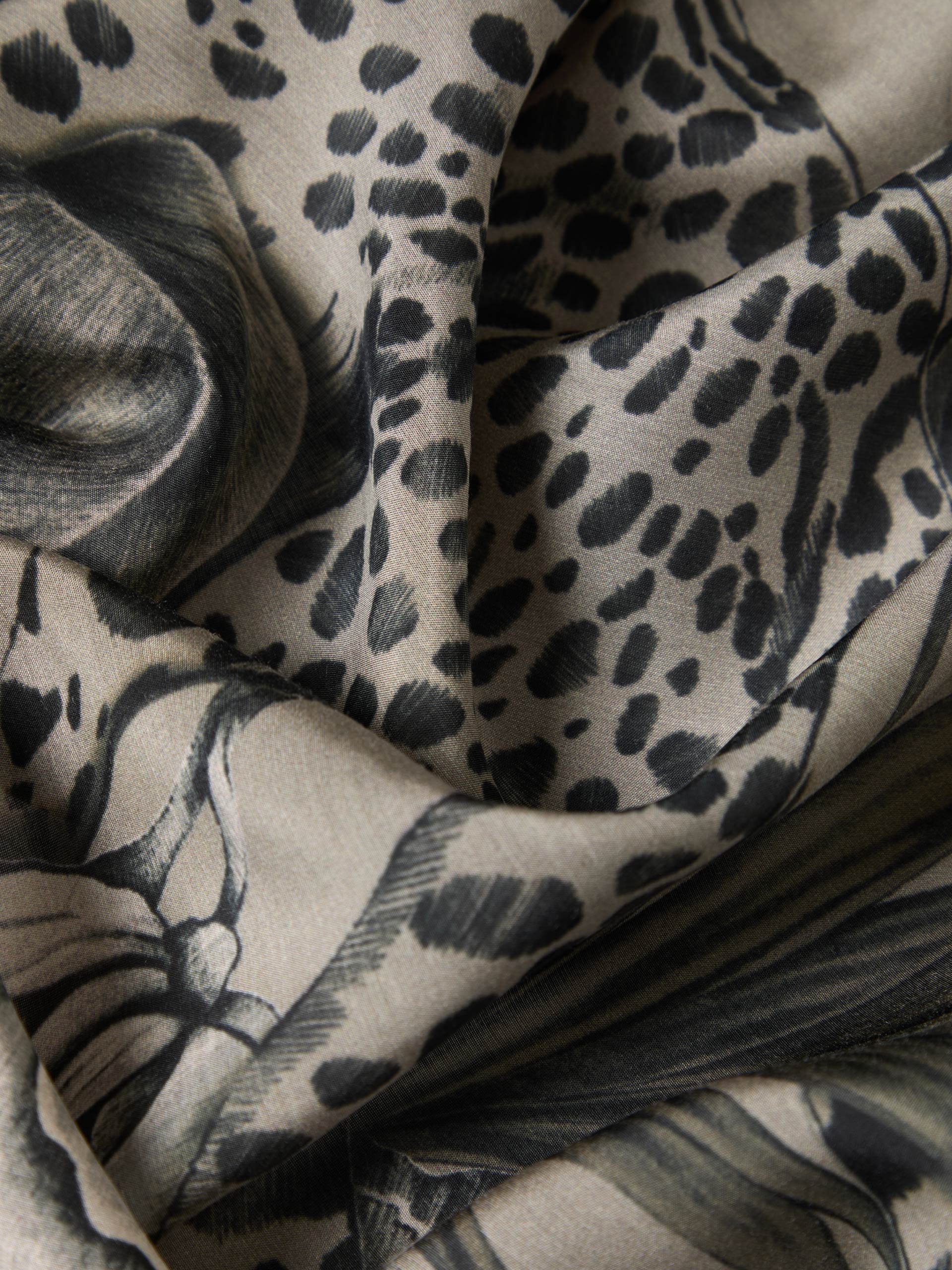 Silk scarf with silk