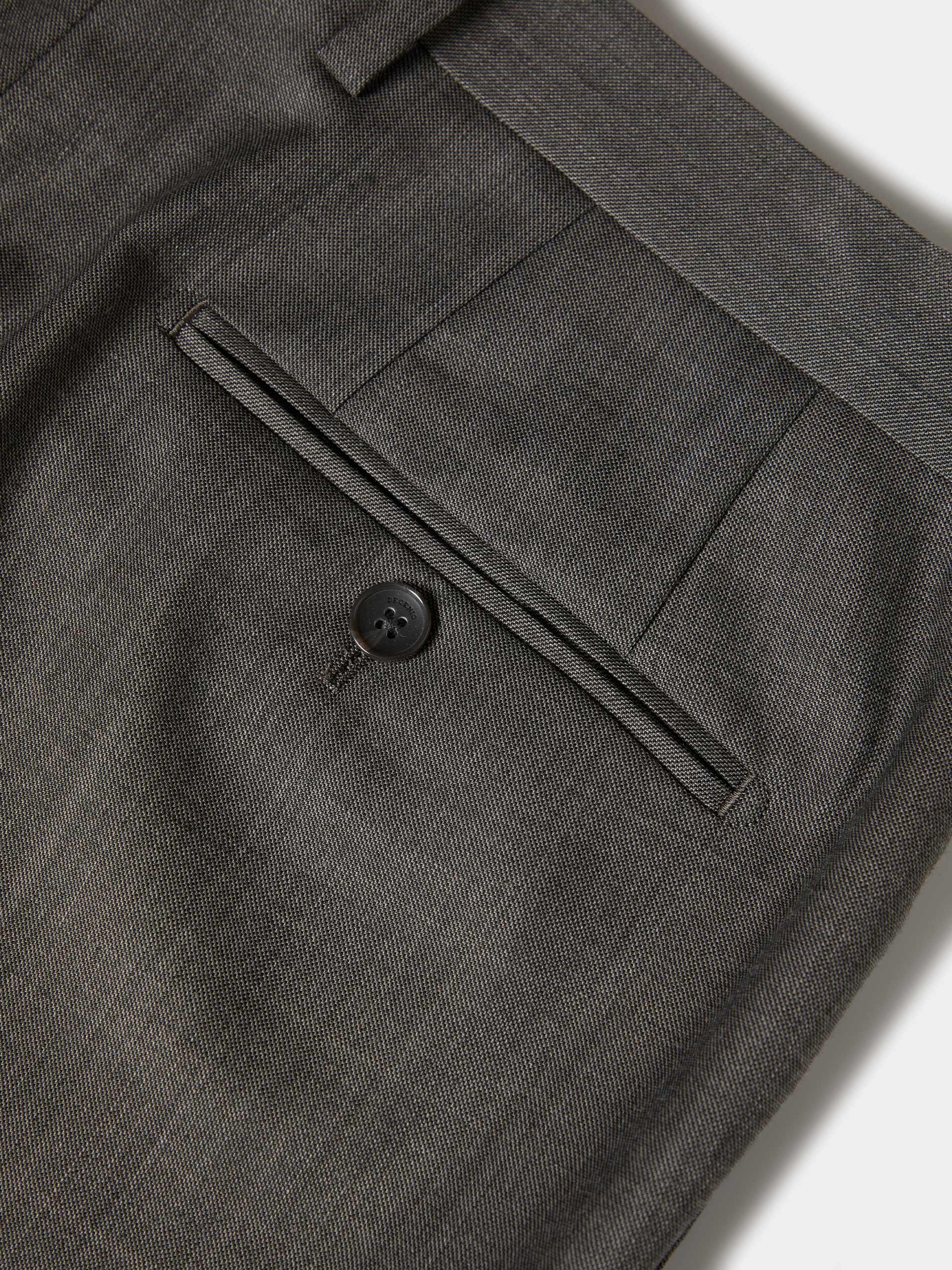 Traje clásico de corte regular