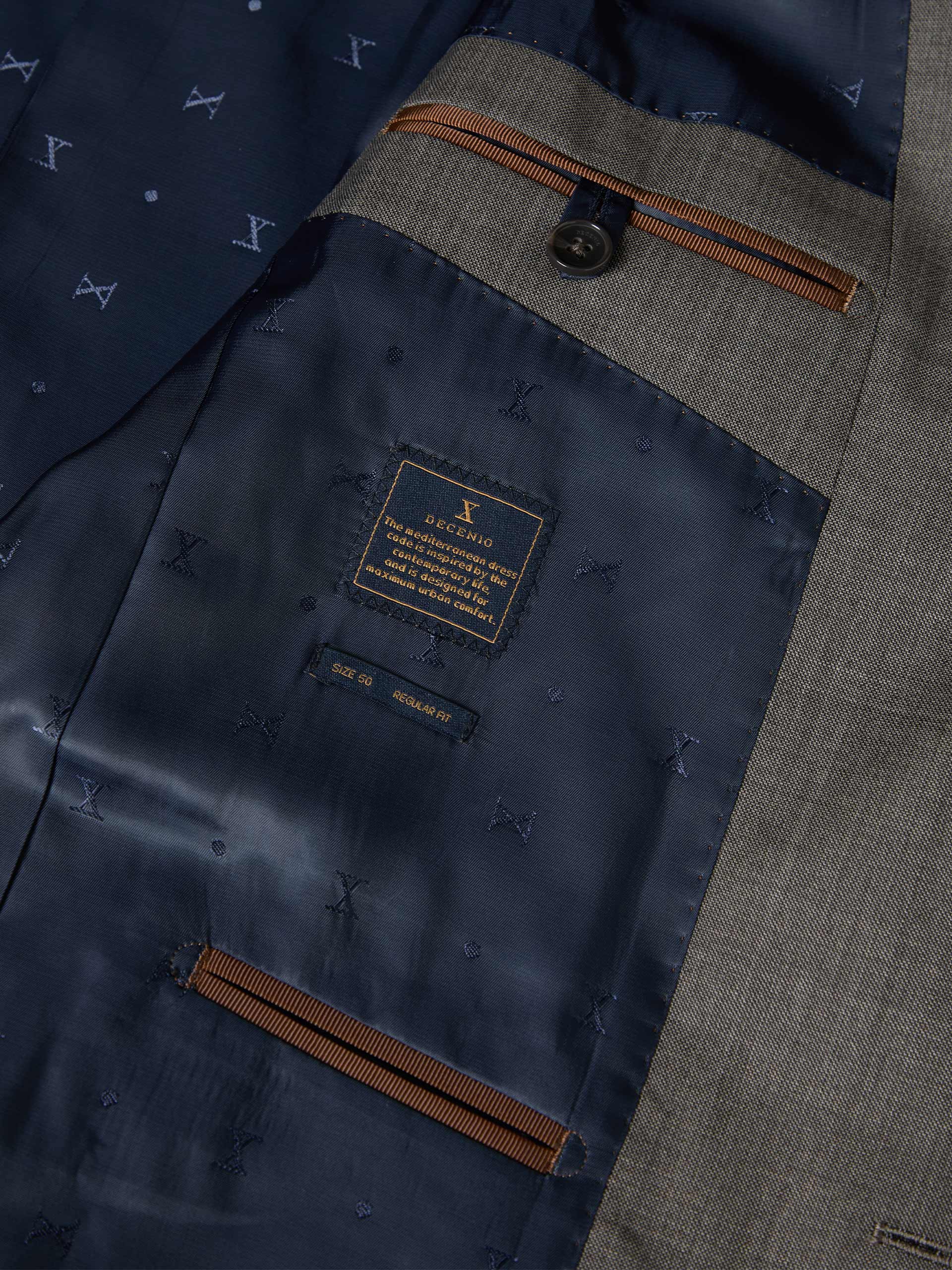 Traje clásico de corte regular
