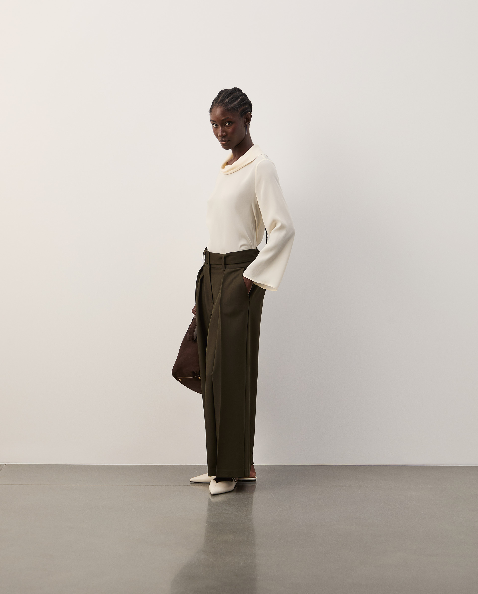 Culotte trousers with belt