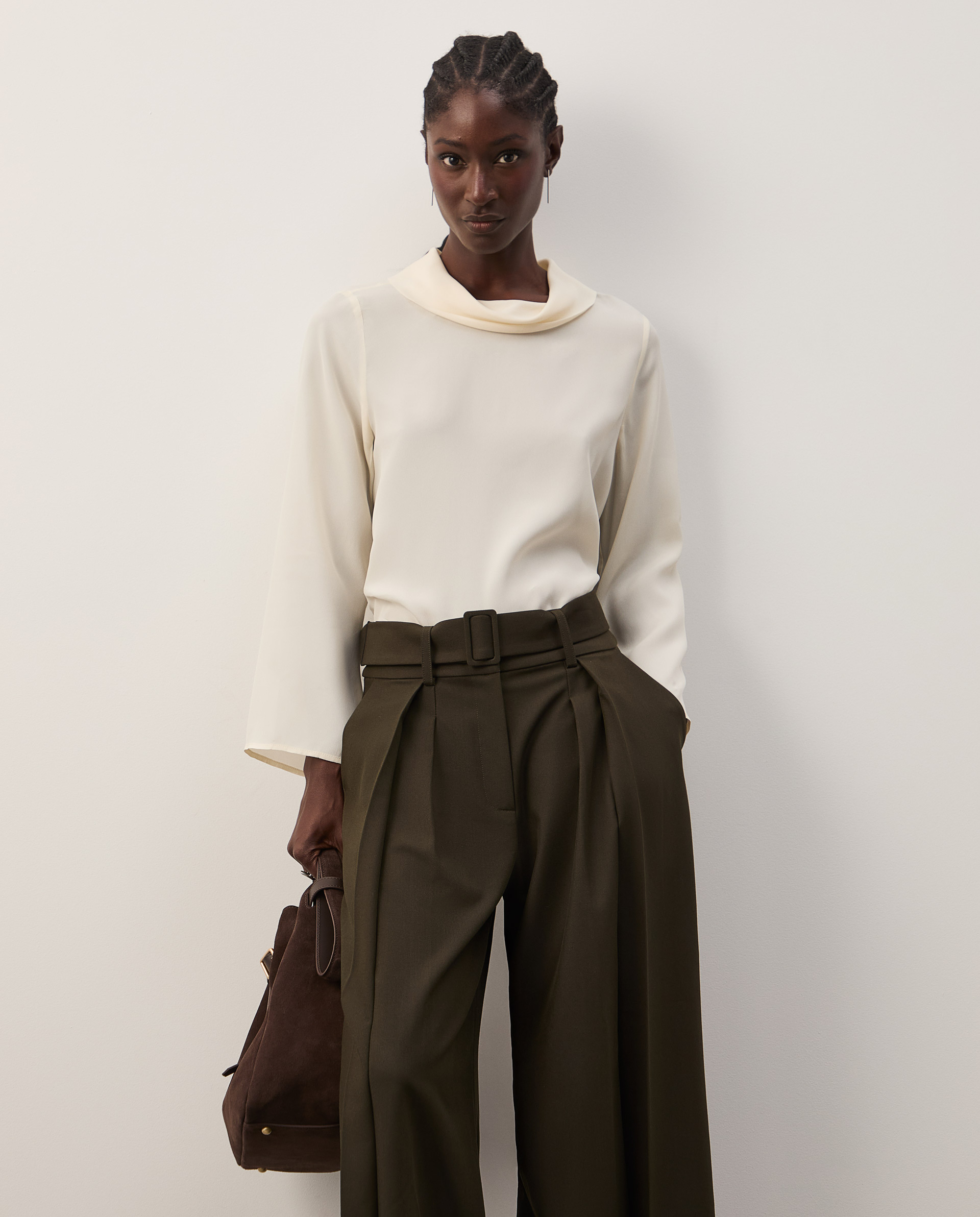 Culotte trousers with belt