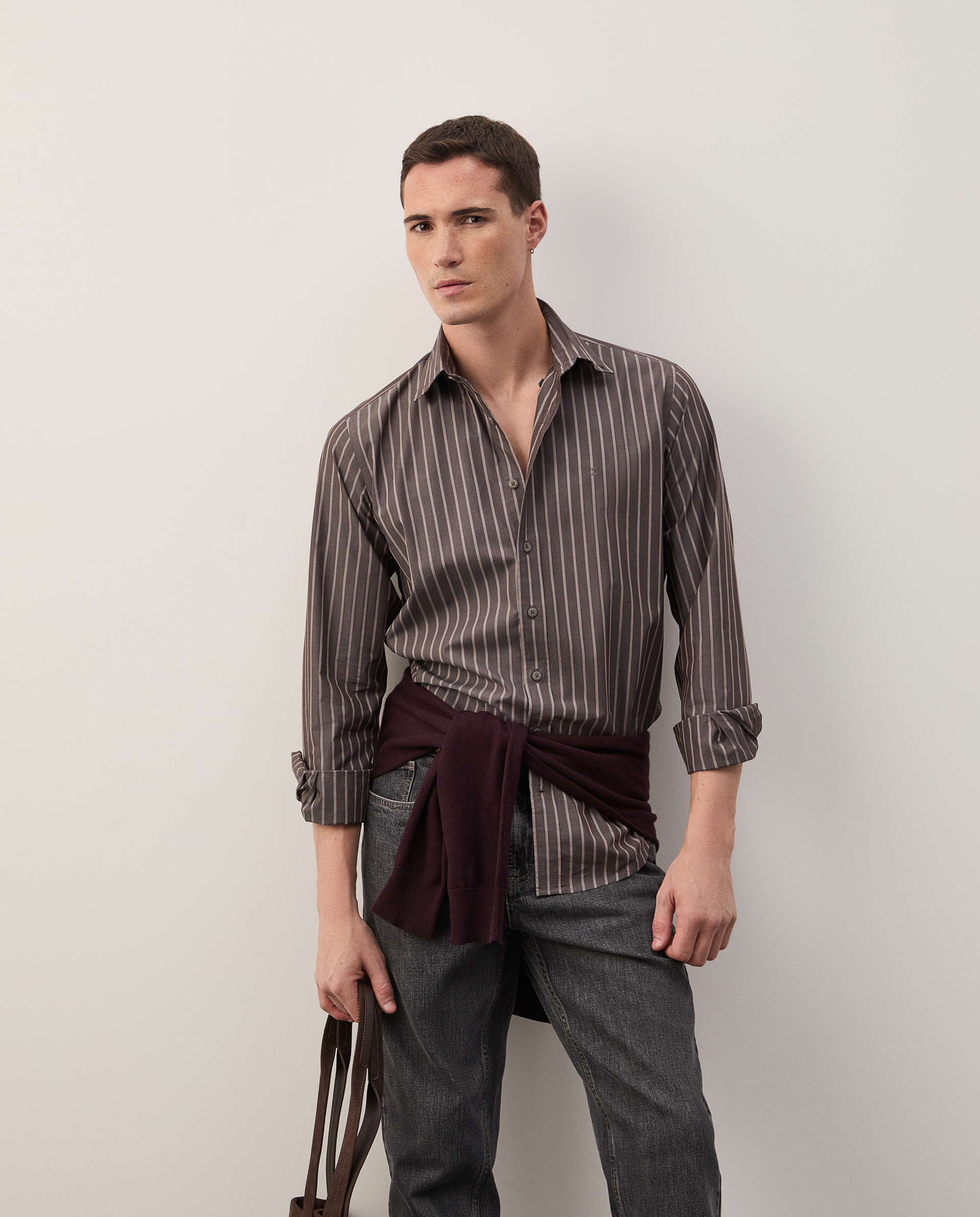 Camisa slim fit às riscas