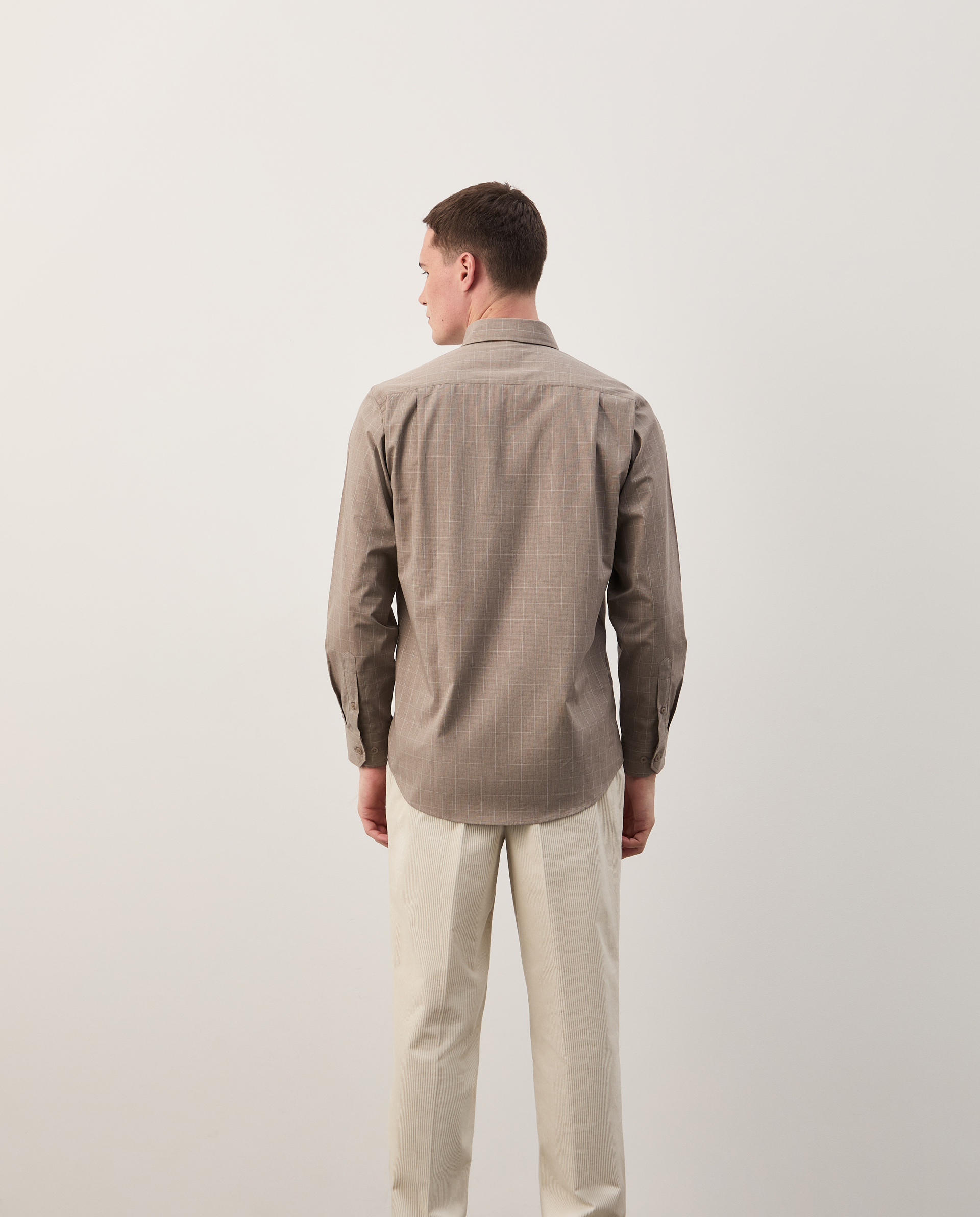 Camisa regular fit aos quadrados