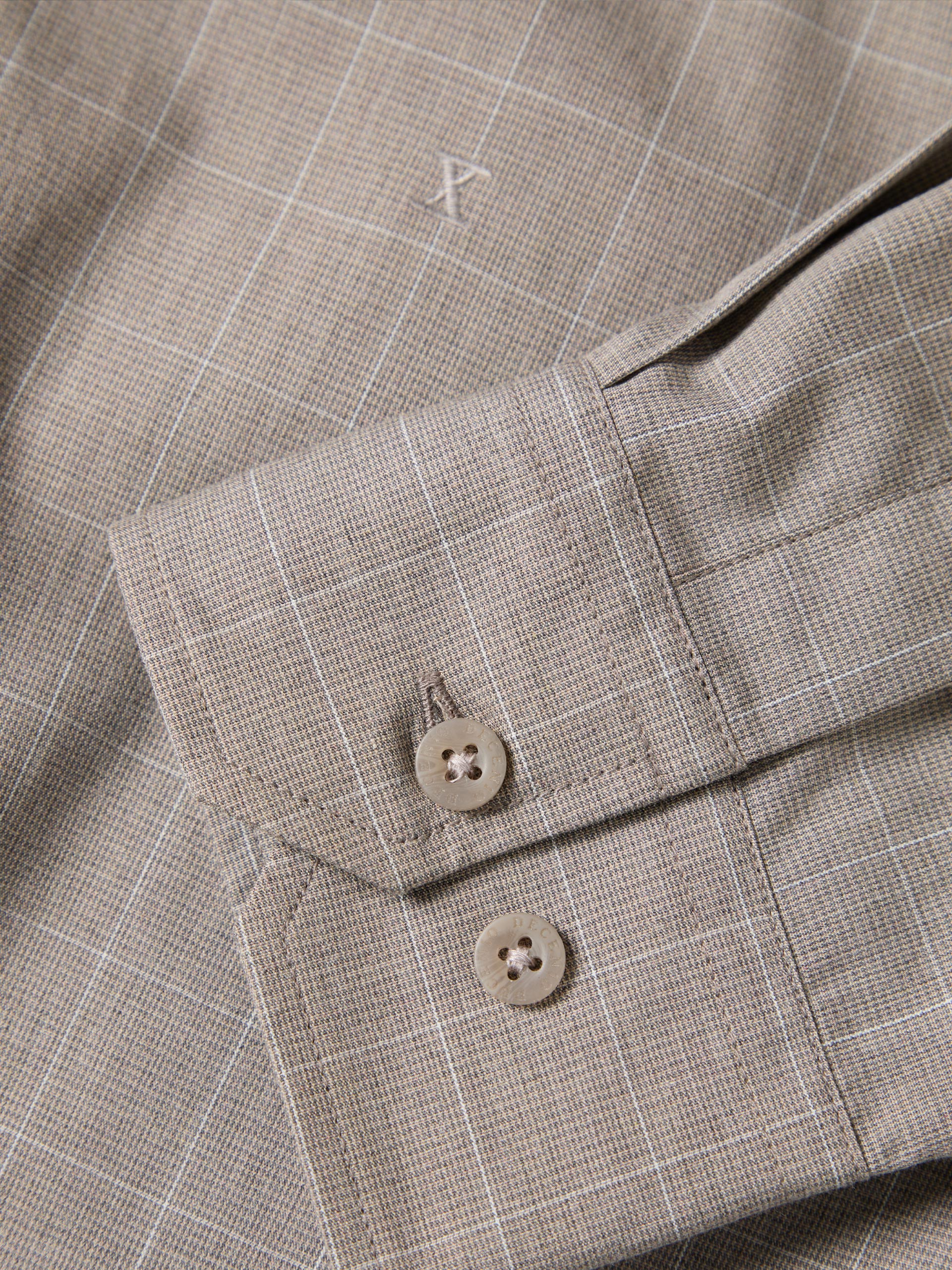 Camisa regular fit aos quadrados
