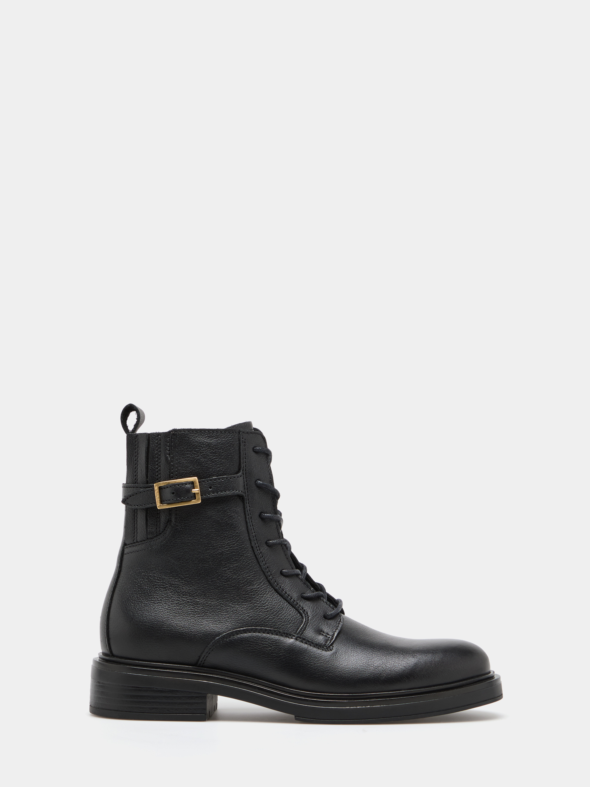 Military boots in leather