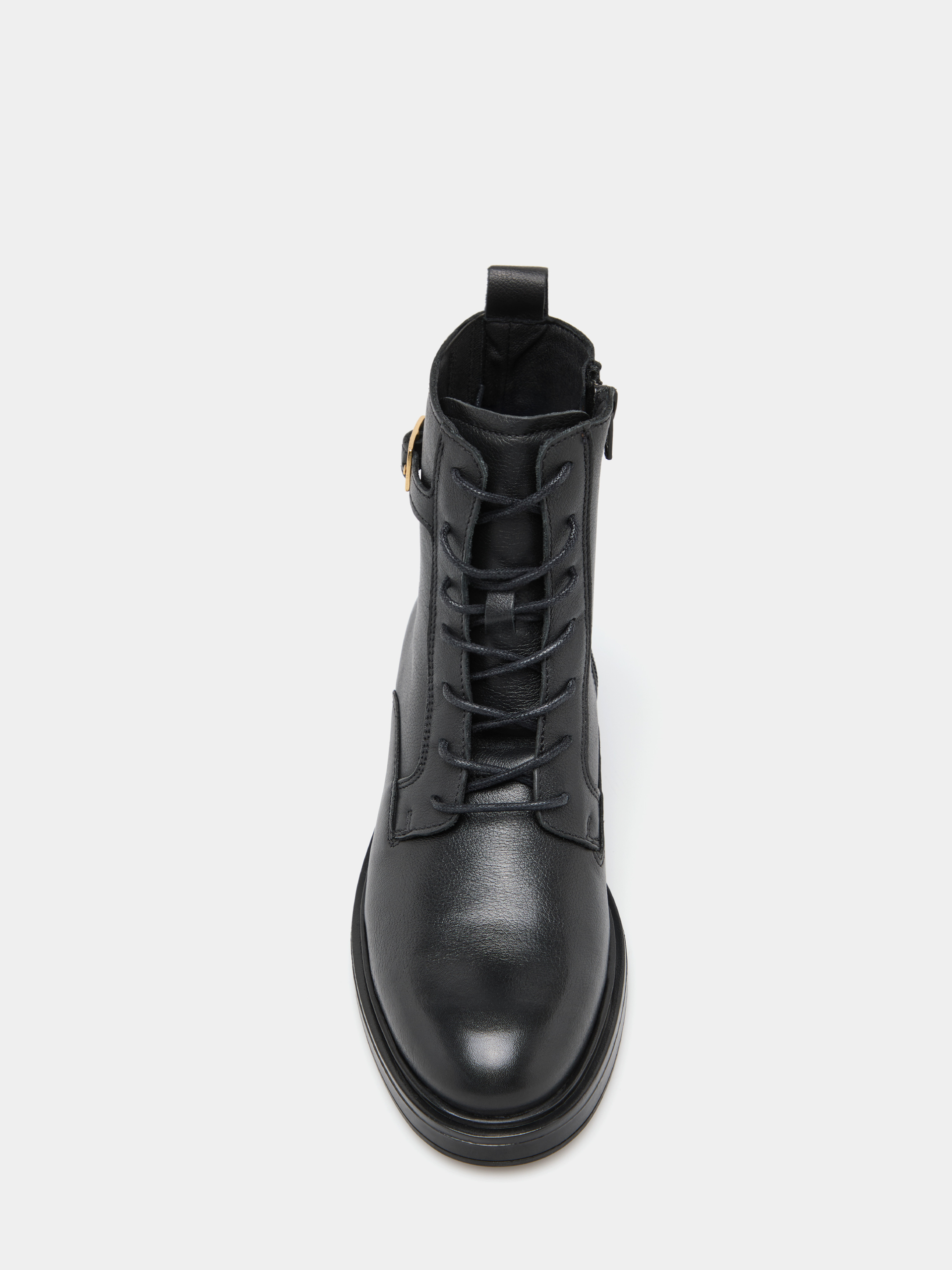 Military boots in leather