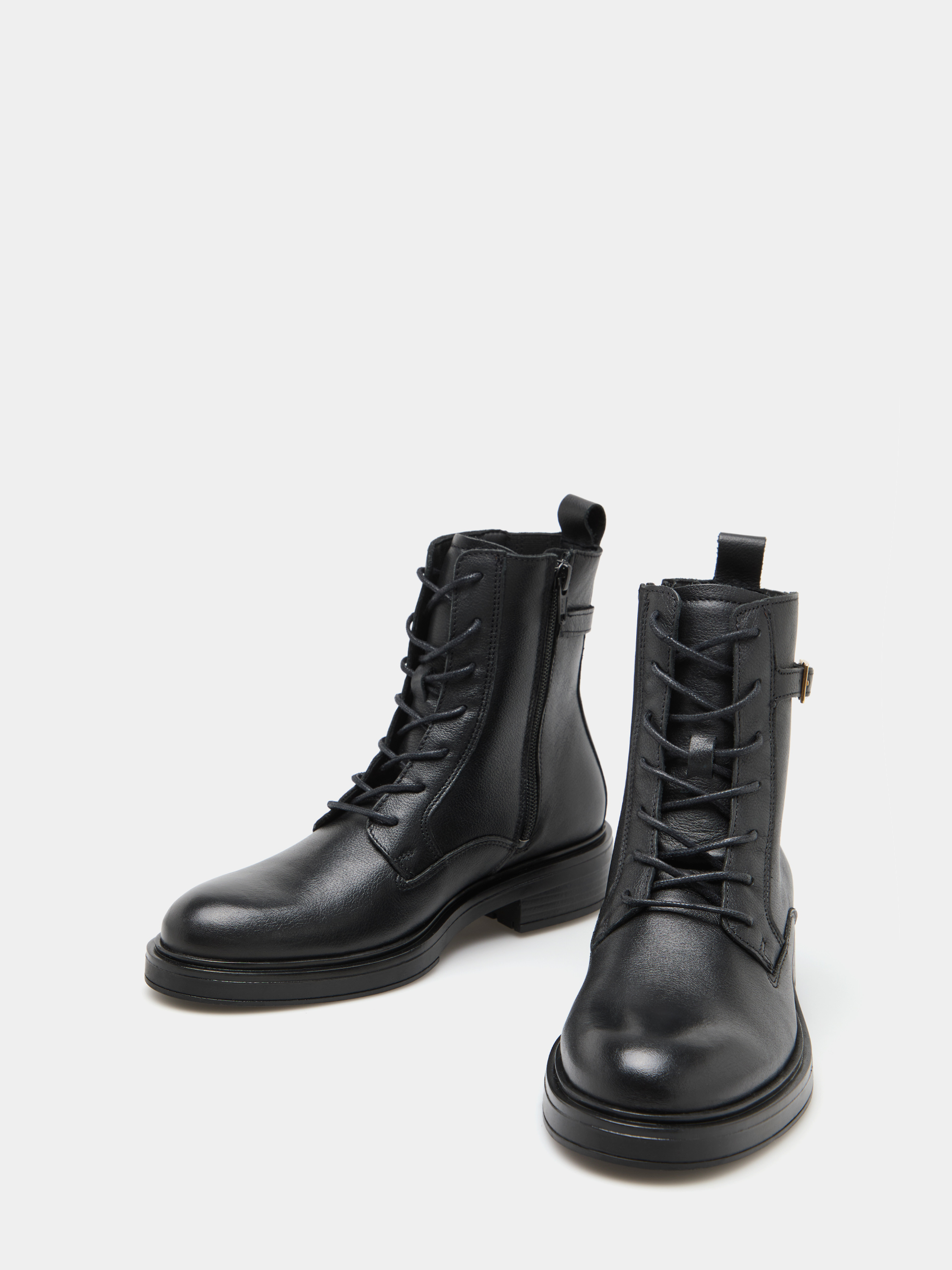 Military boots in leather