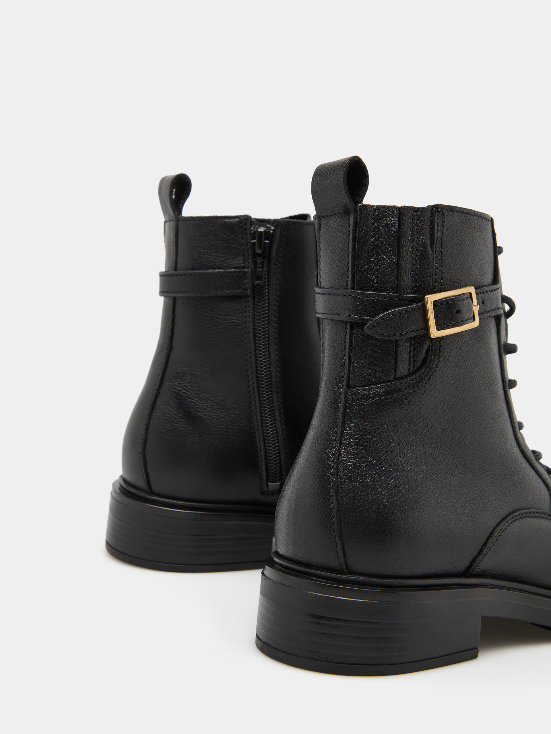 Military boots in leather