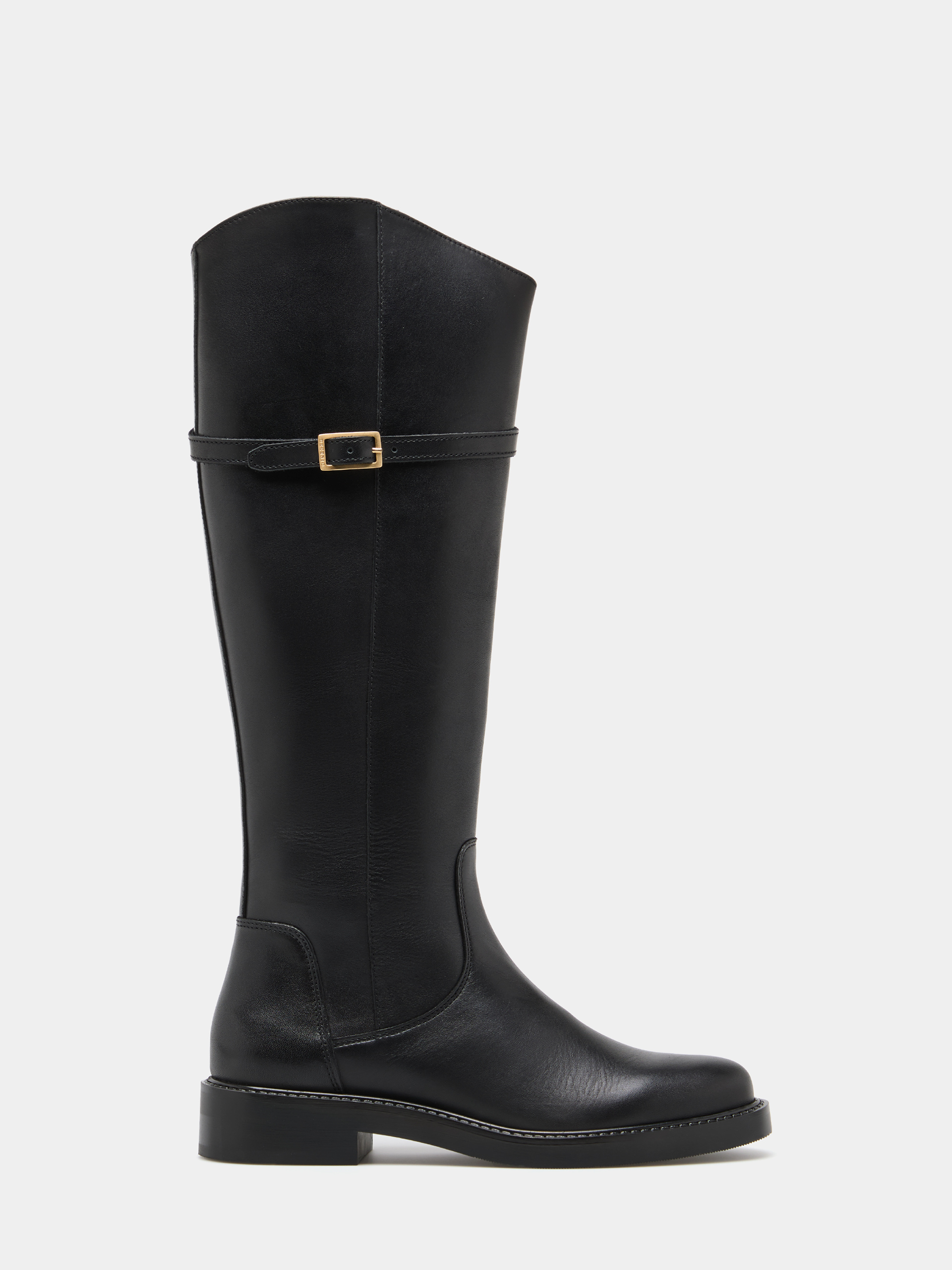 Botas de piel con hebilla