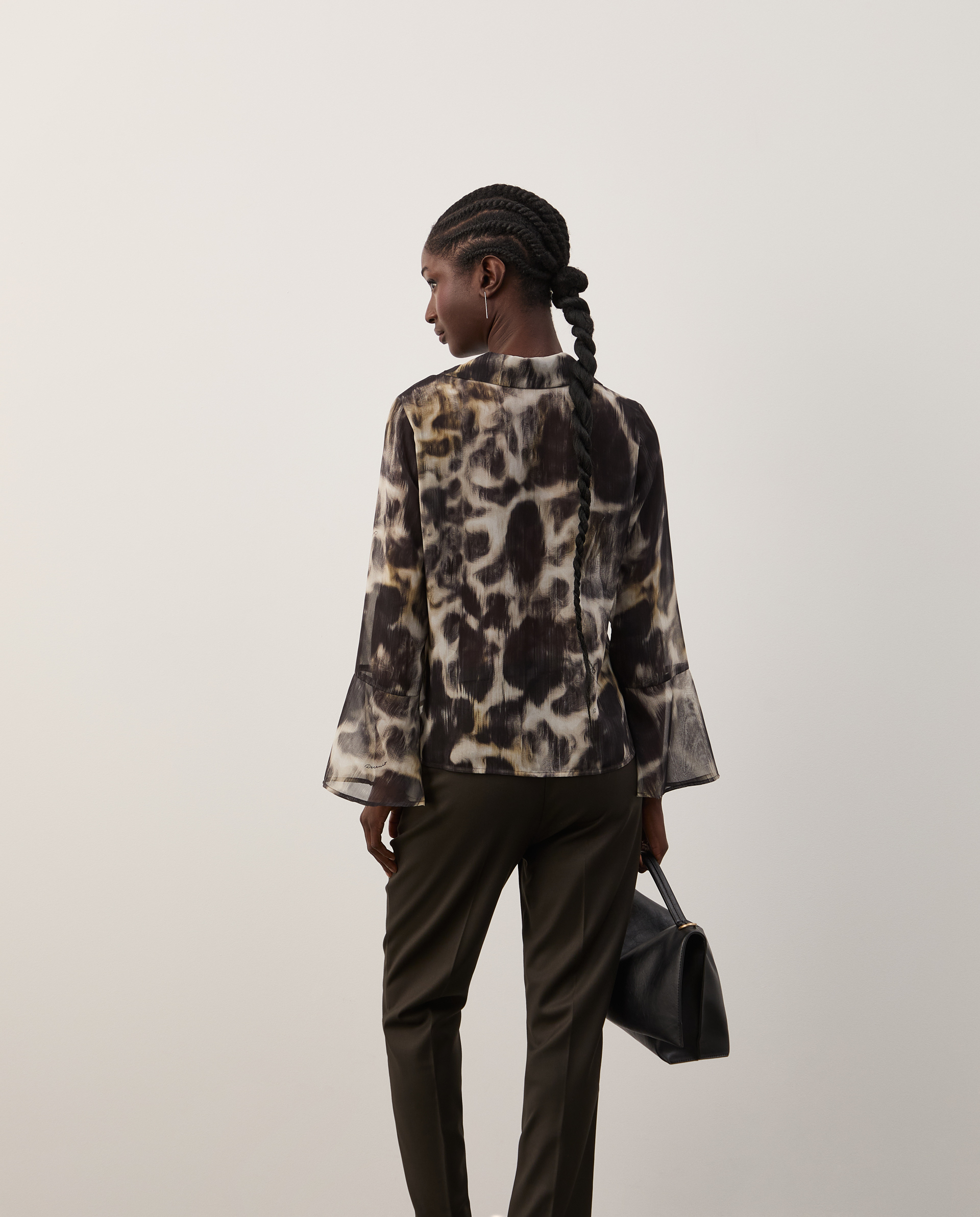 Flowy printed blouse