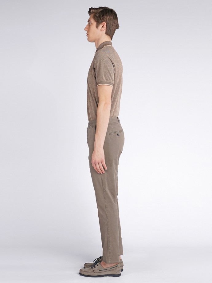 Pantaln chino regular fit