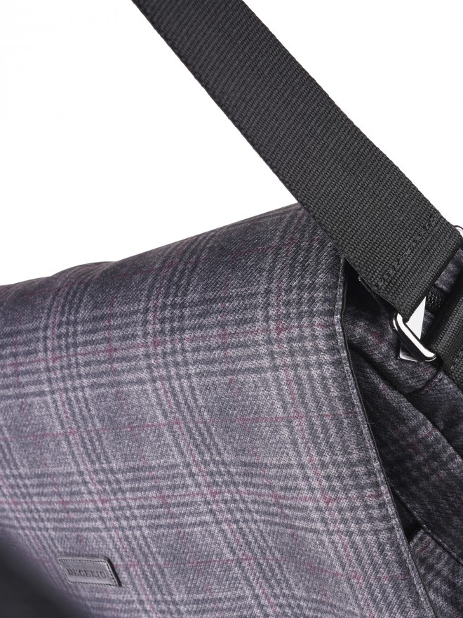 Briefcase with pockets Briefcase with pockets