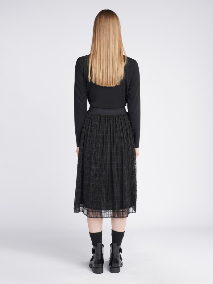 Laced and pleated skirt