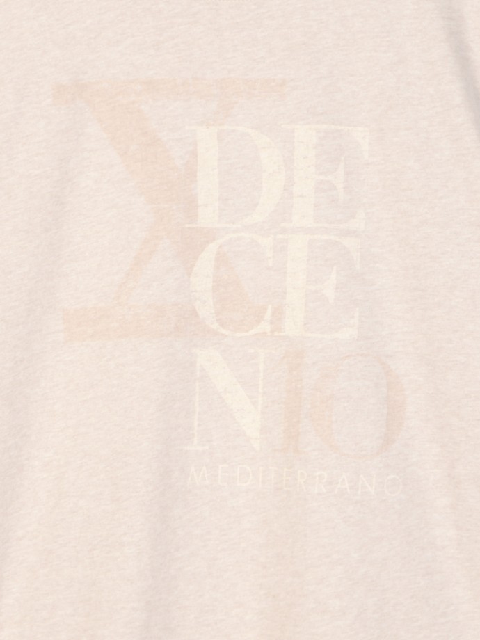 T-shirt com estampado "DECEN10"
