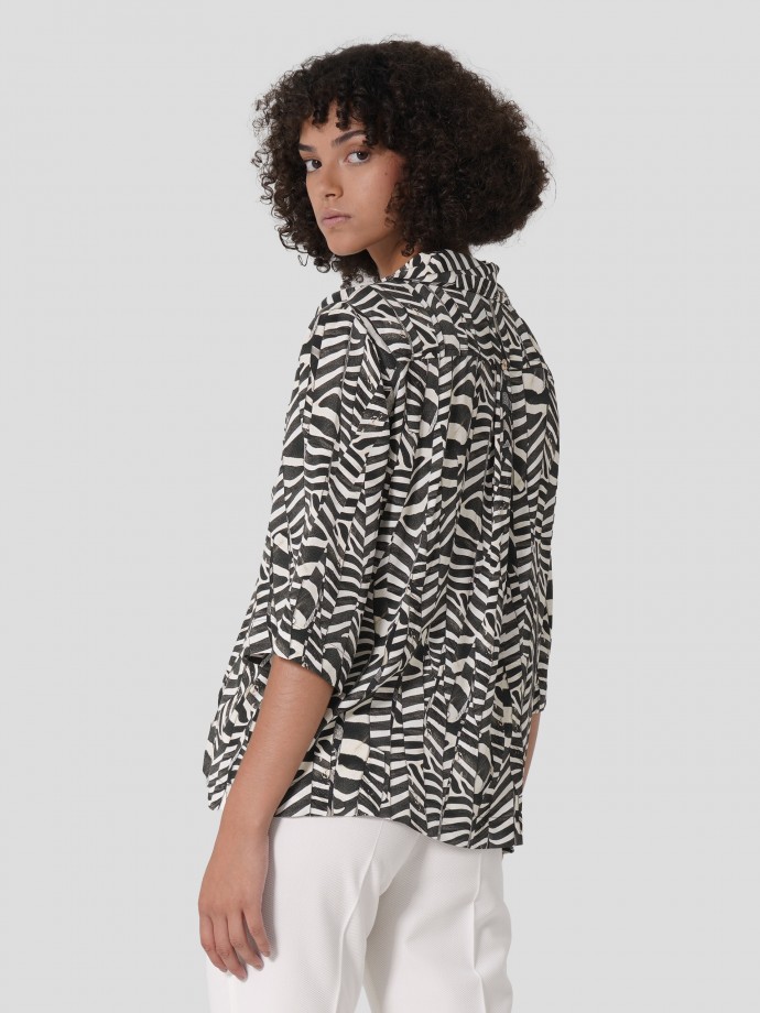 Blusa com estampado zebra