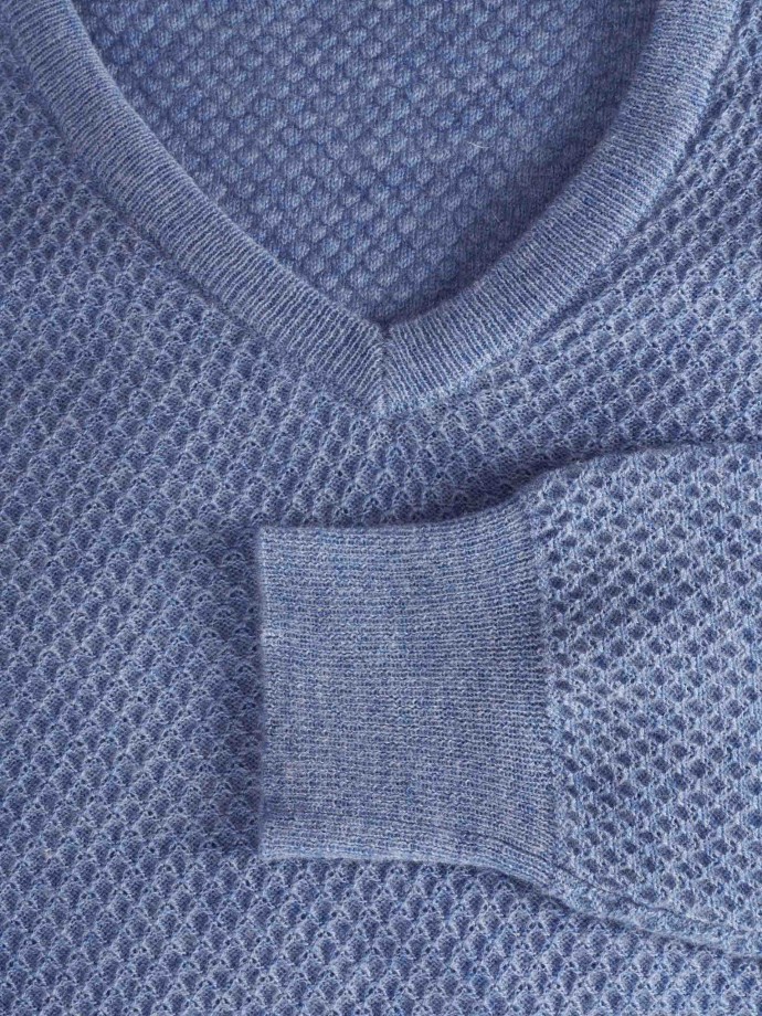 Jersey 100% lana merino con cuello de pico