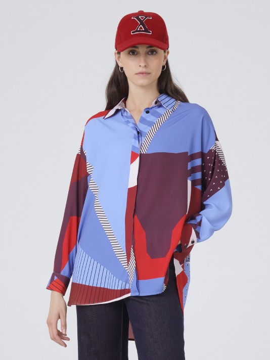 Oversize shirt with geometric print