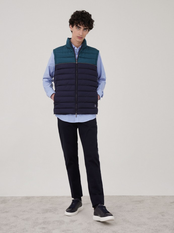 Two-color padded vest